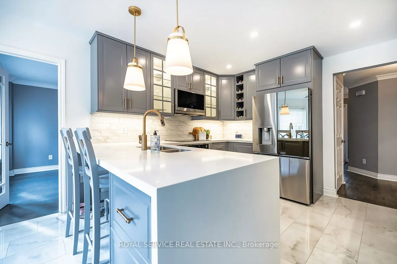 55 White Cliffe Drive