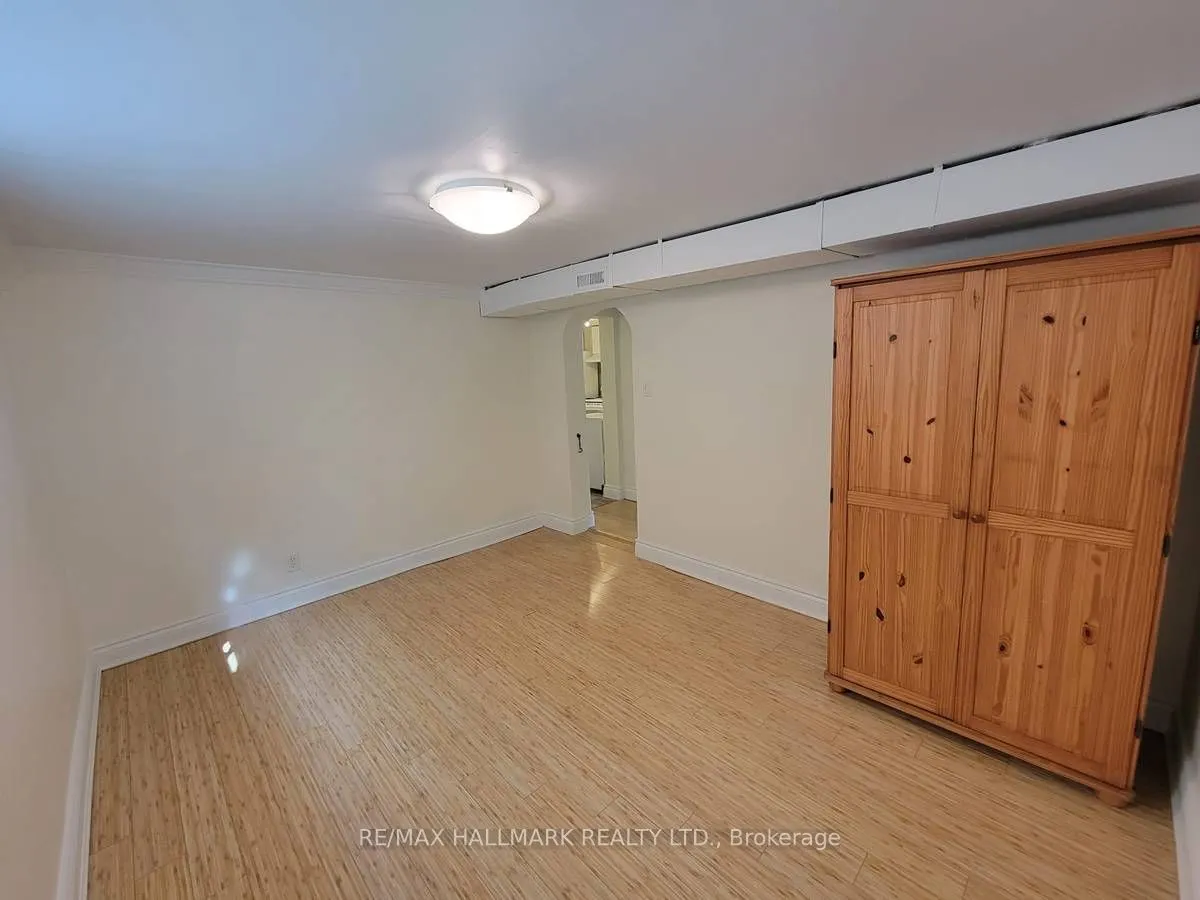 7 Folcroft Avenue, #BSMT