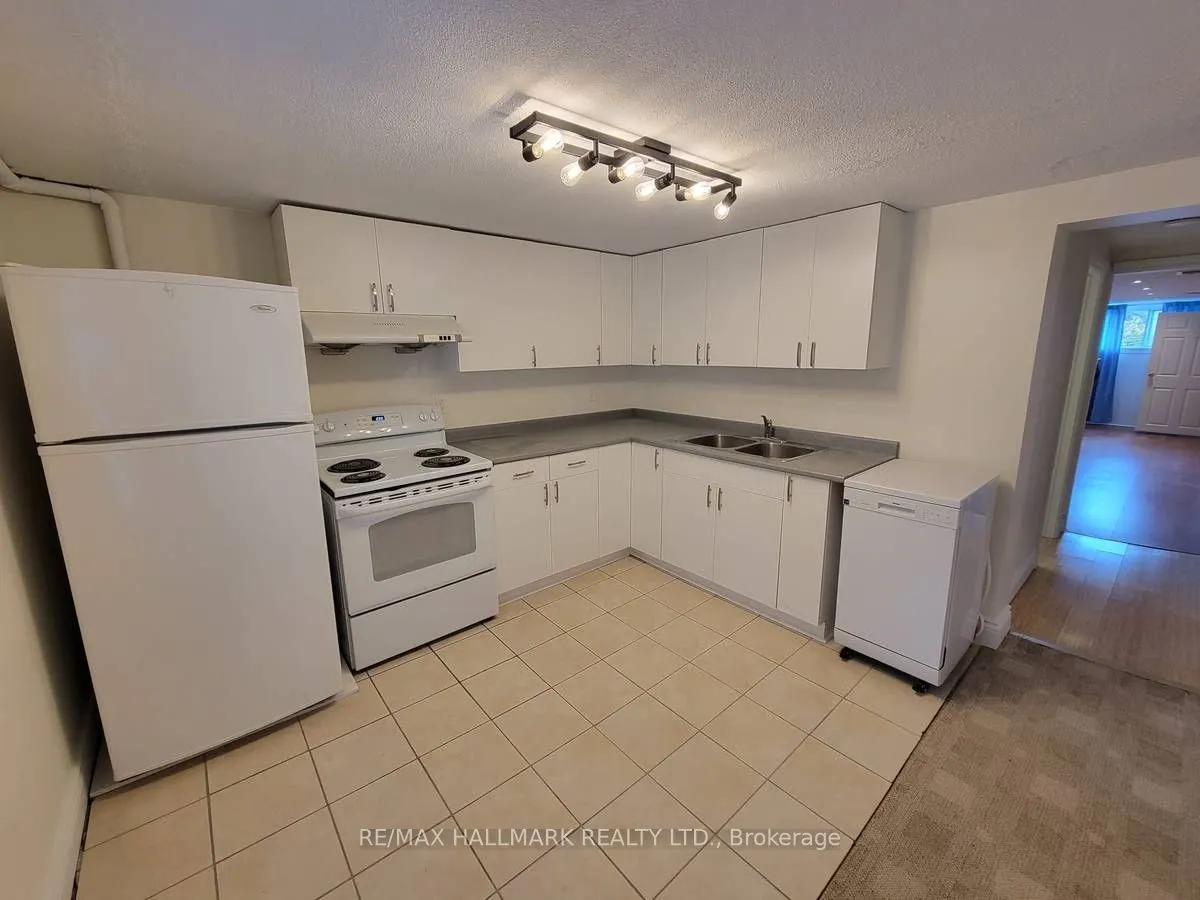 7 Folcroft Avenue, #BSMT