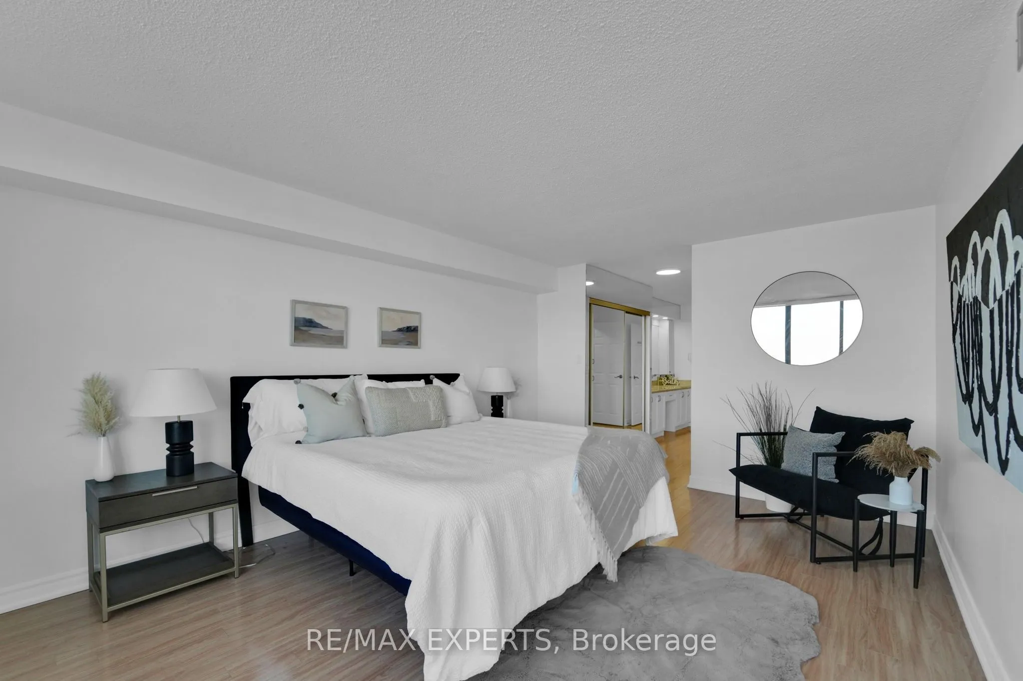 2350 Bridletowne Circle, #1811