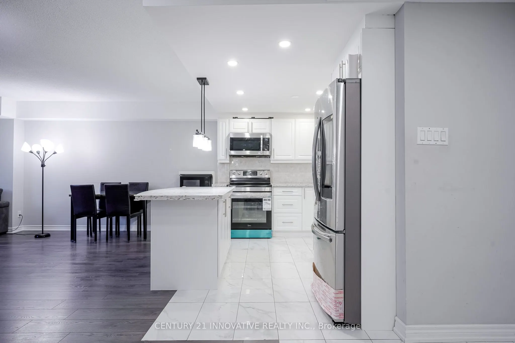 5580 Sheppard Avenue E, #205