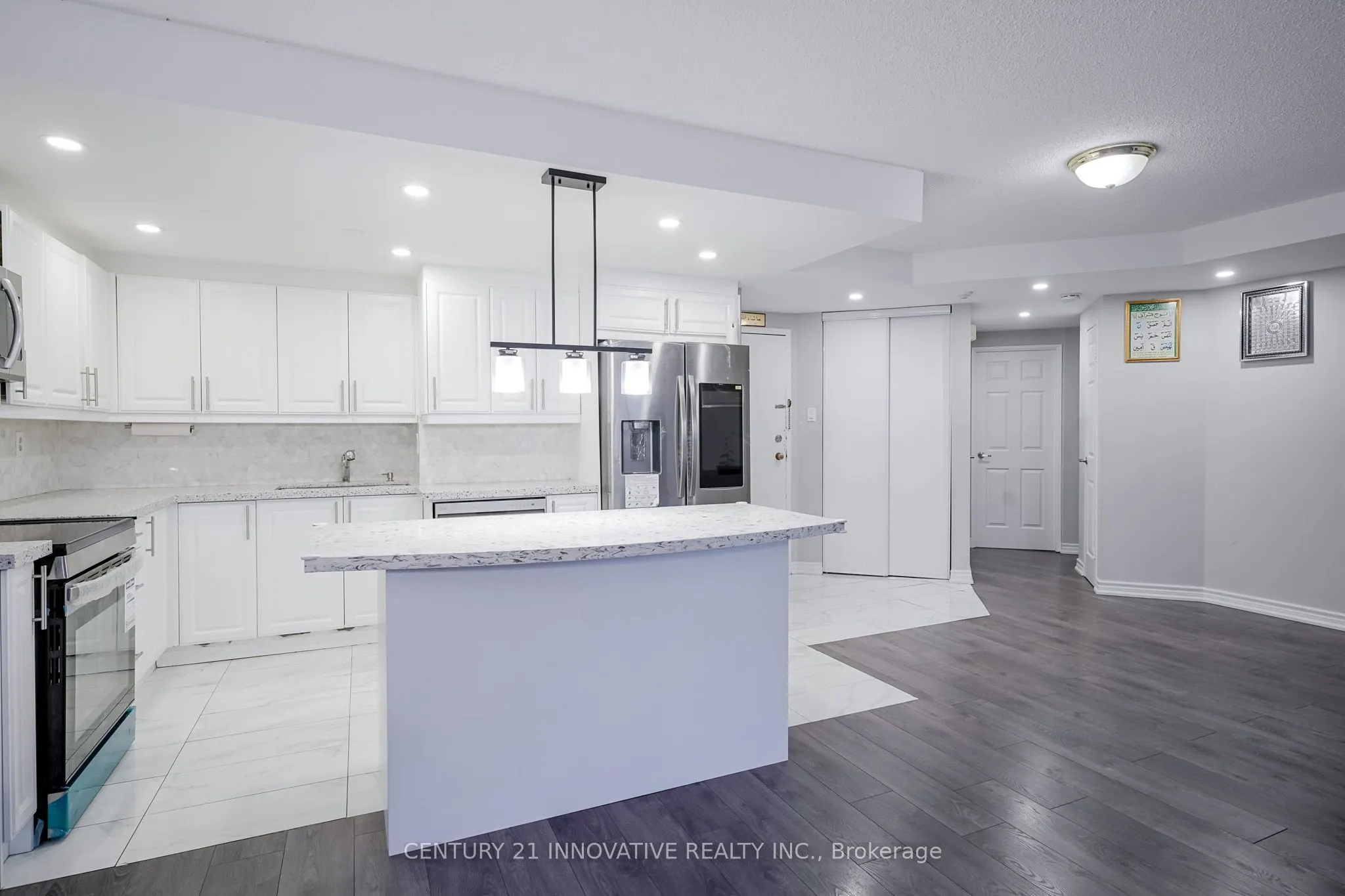 5580 Sheppard Avenue E, #205