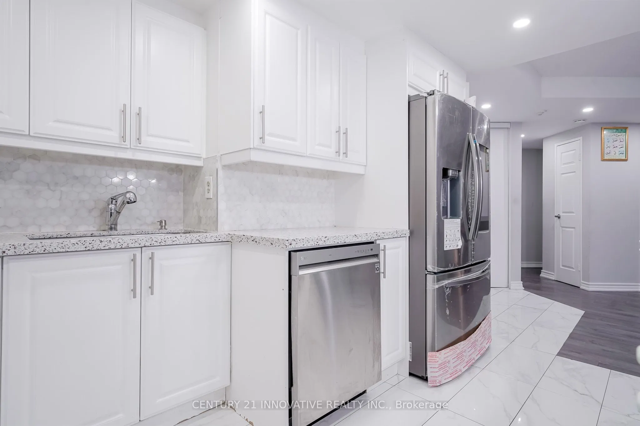 5580 Sheppard Avenue E, #205