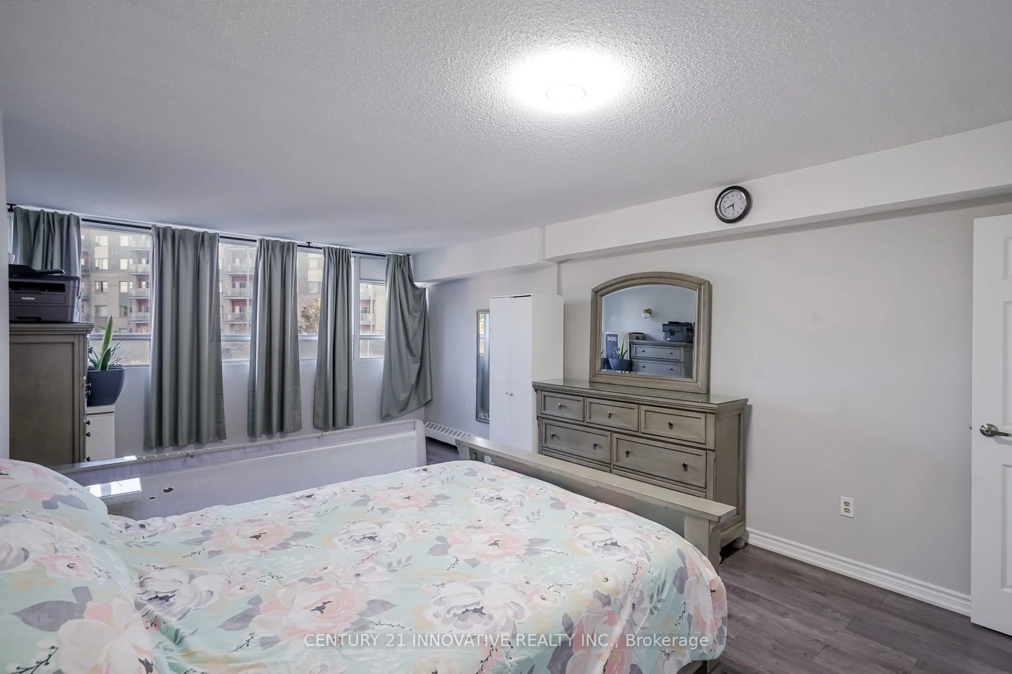 5580 Sheppard Avenue E, #205