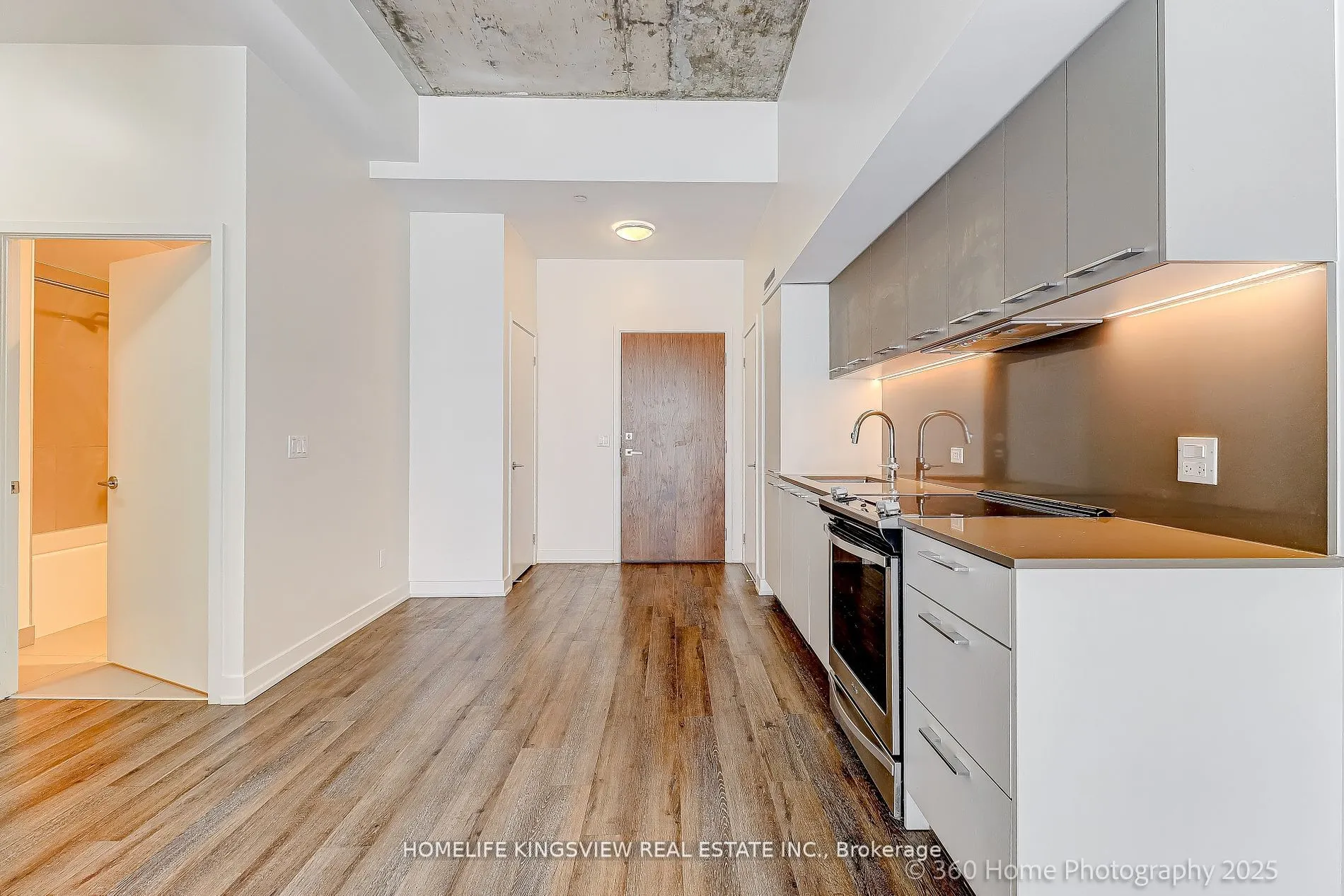 15 Baseball Place, #508
