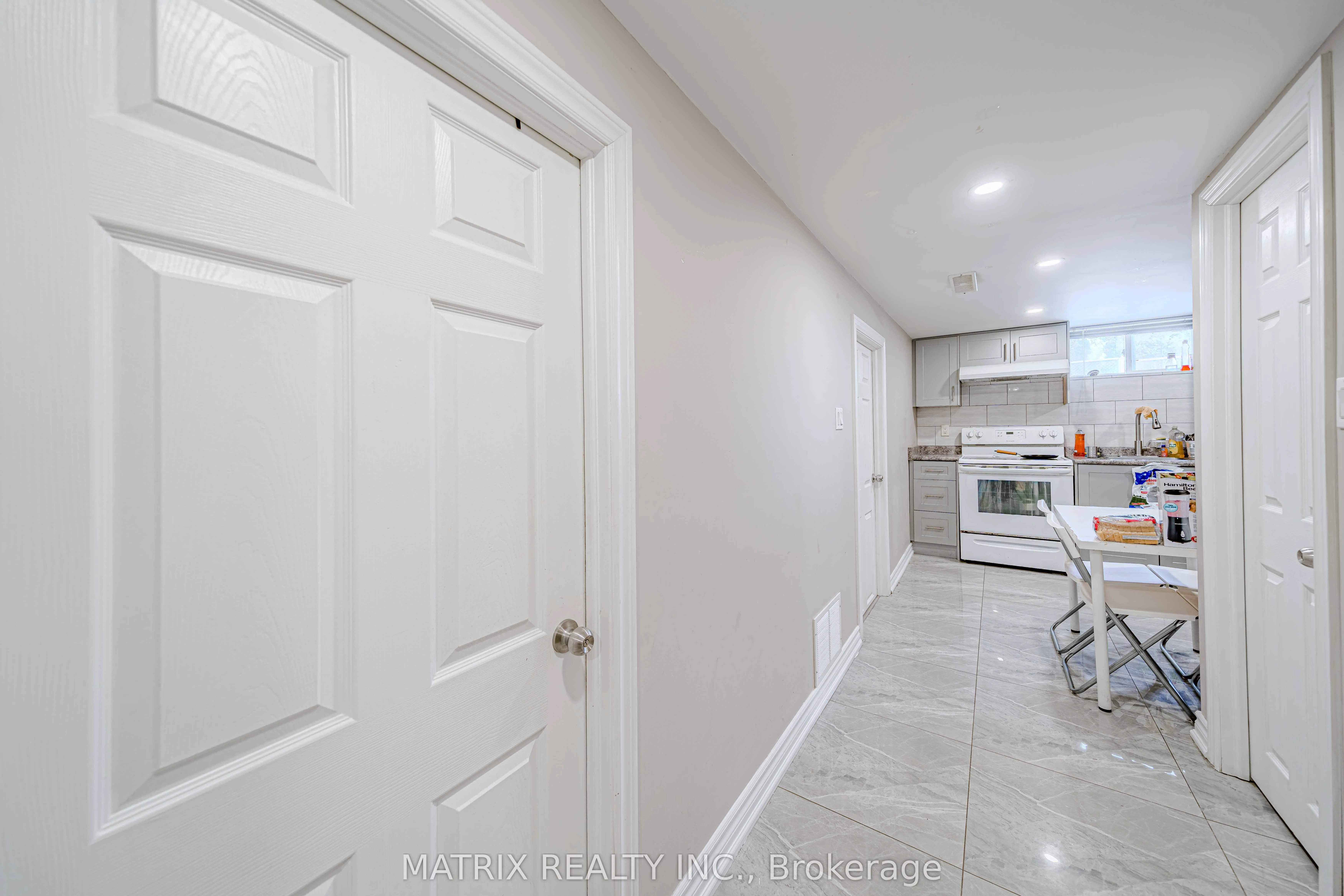 11 Chandler Drive