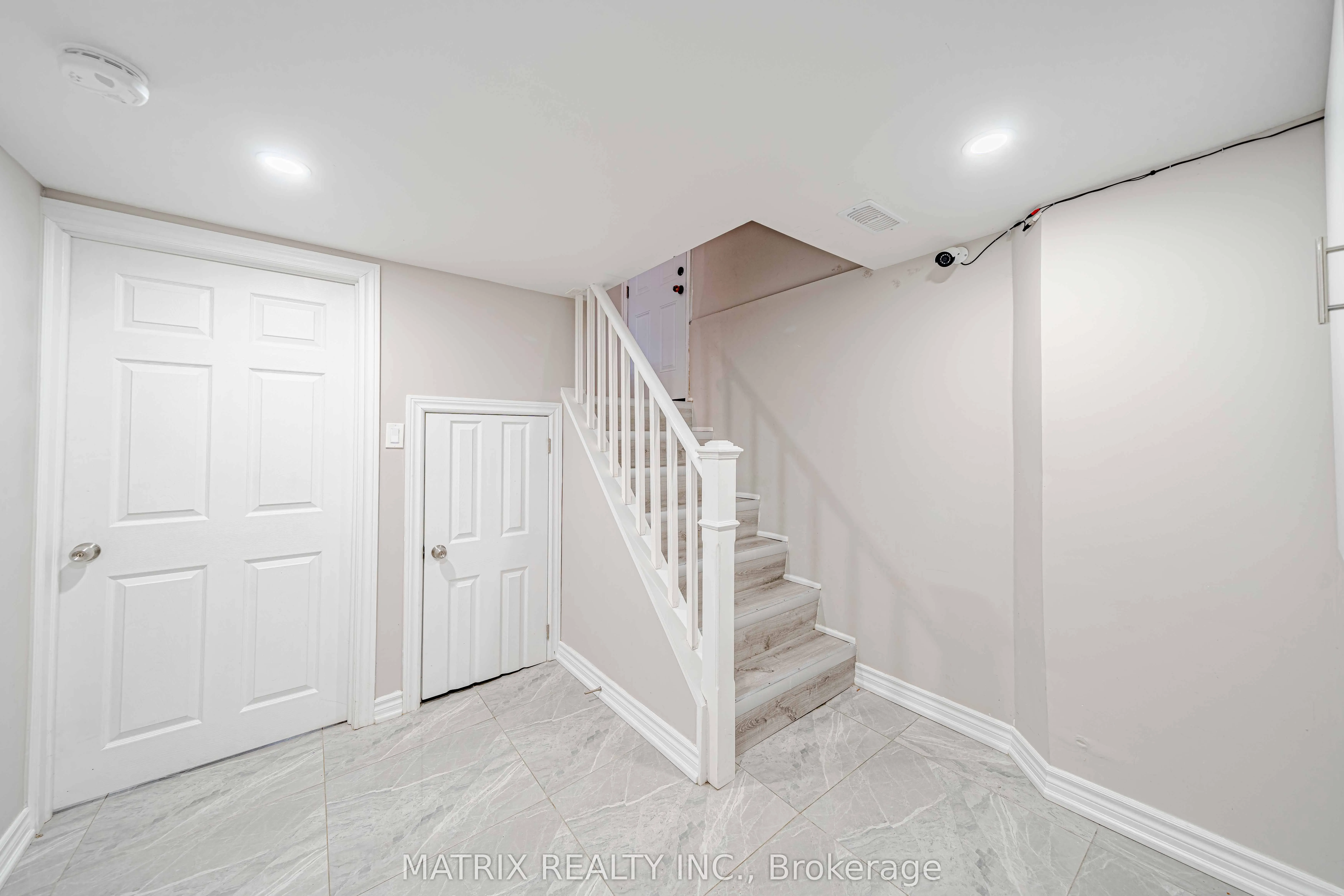 11 Chandler Drive