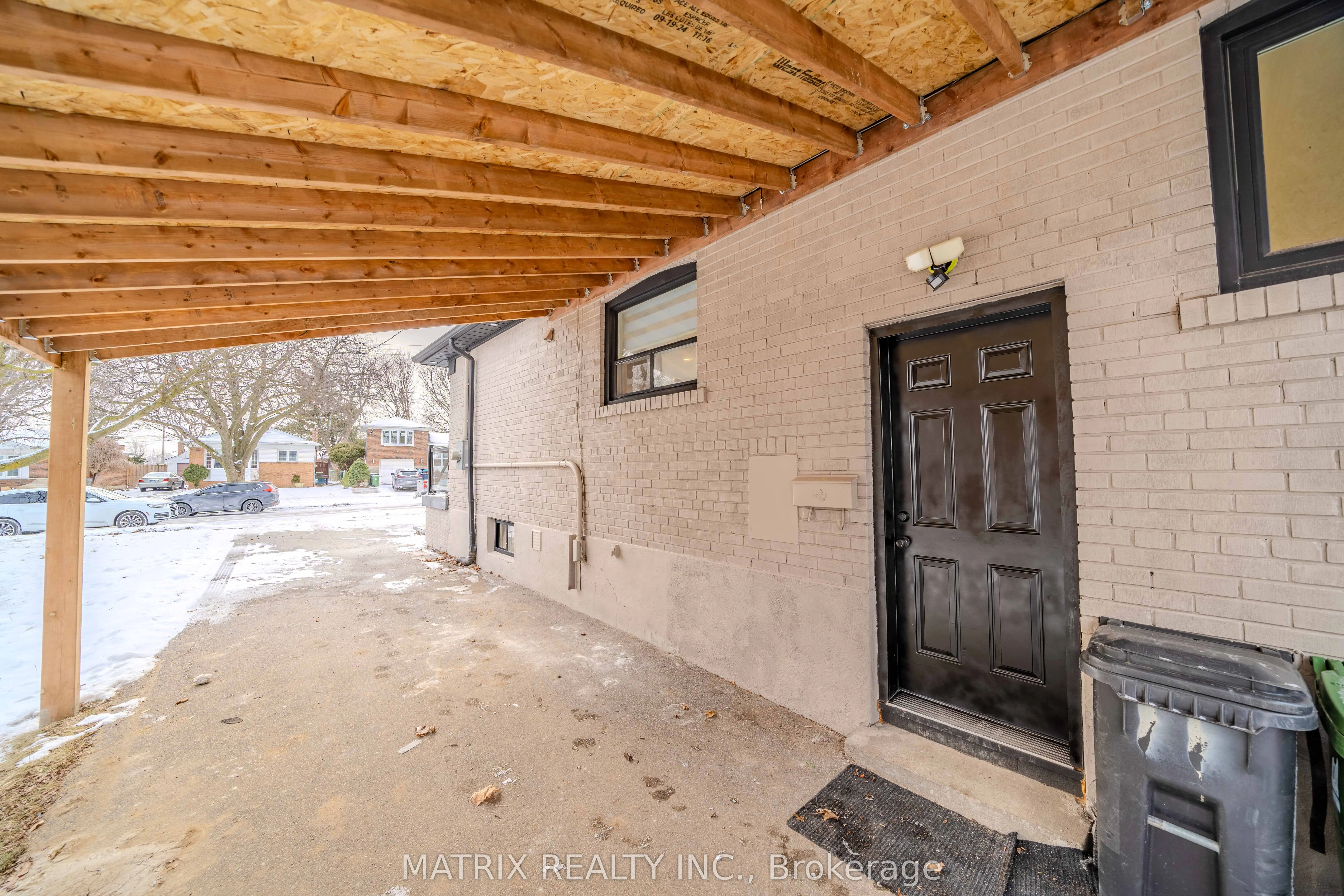 11 Chandler Drive