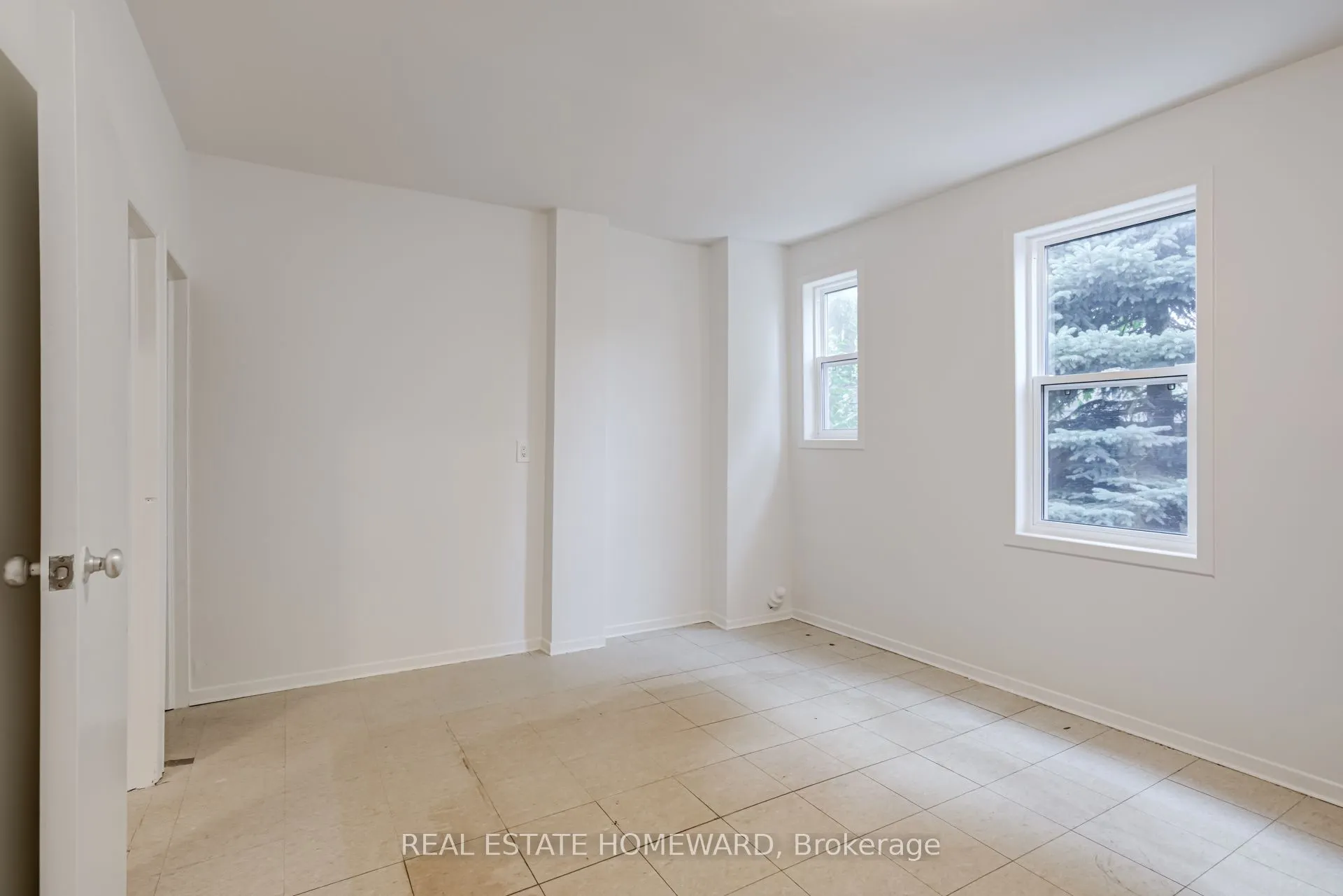 106 West Lynn Avenue