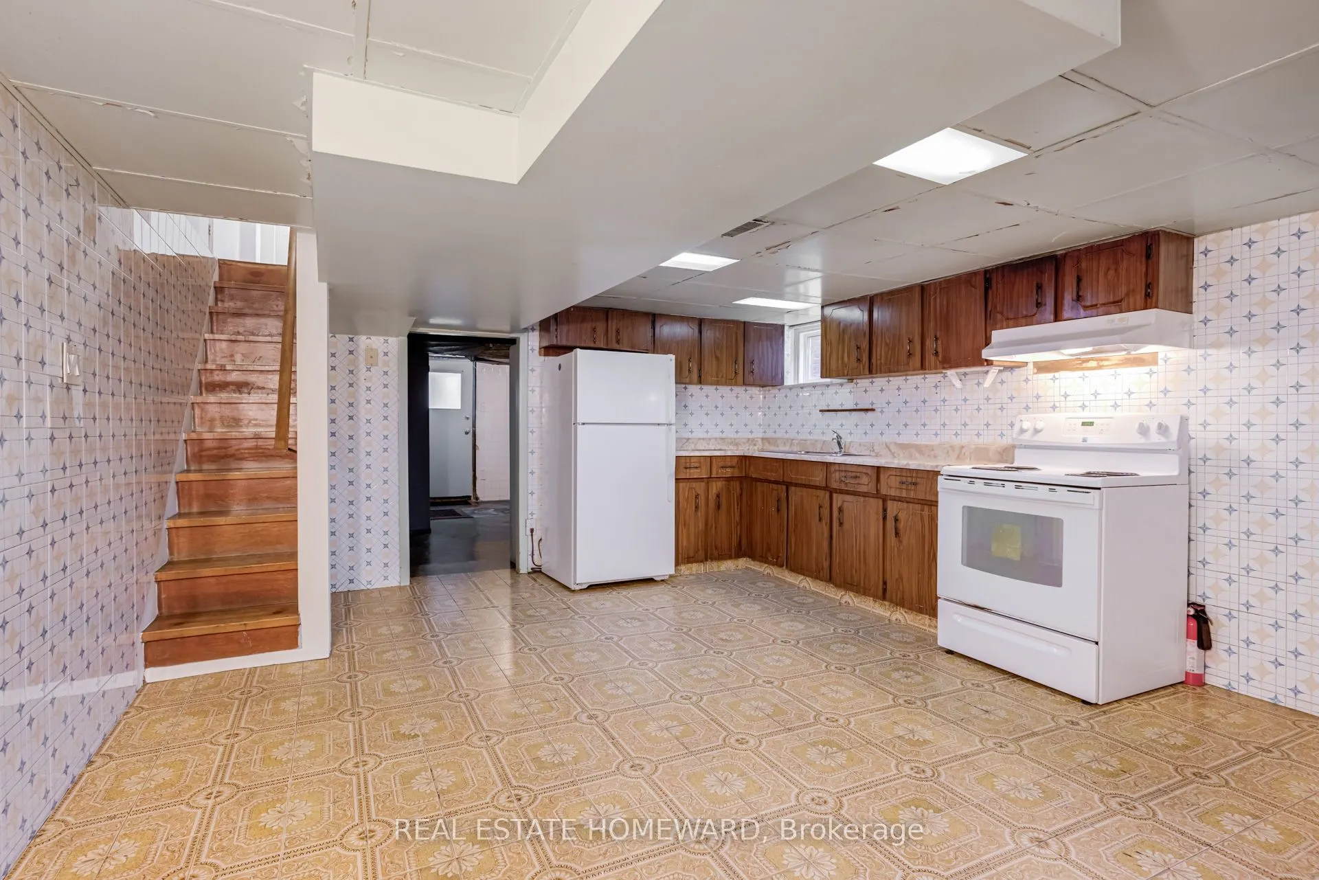 106 West Lynn Avenue