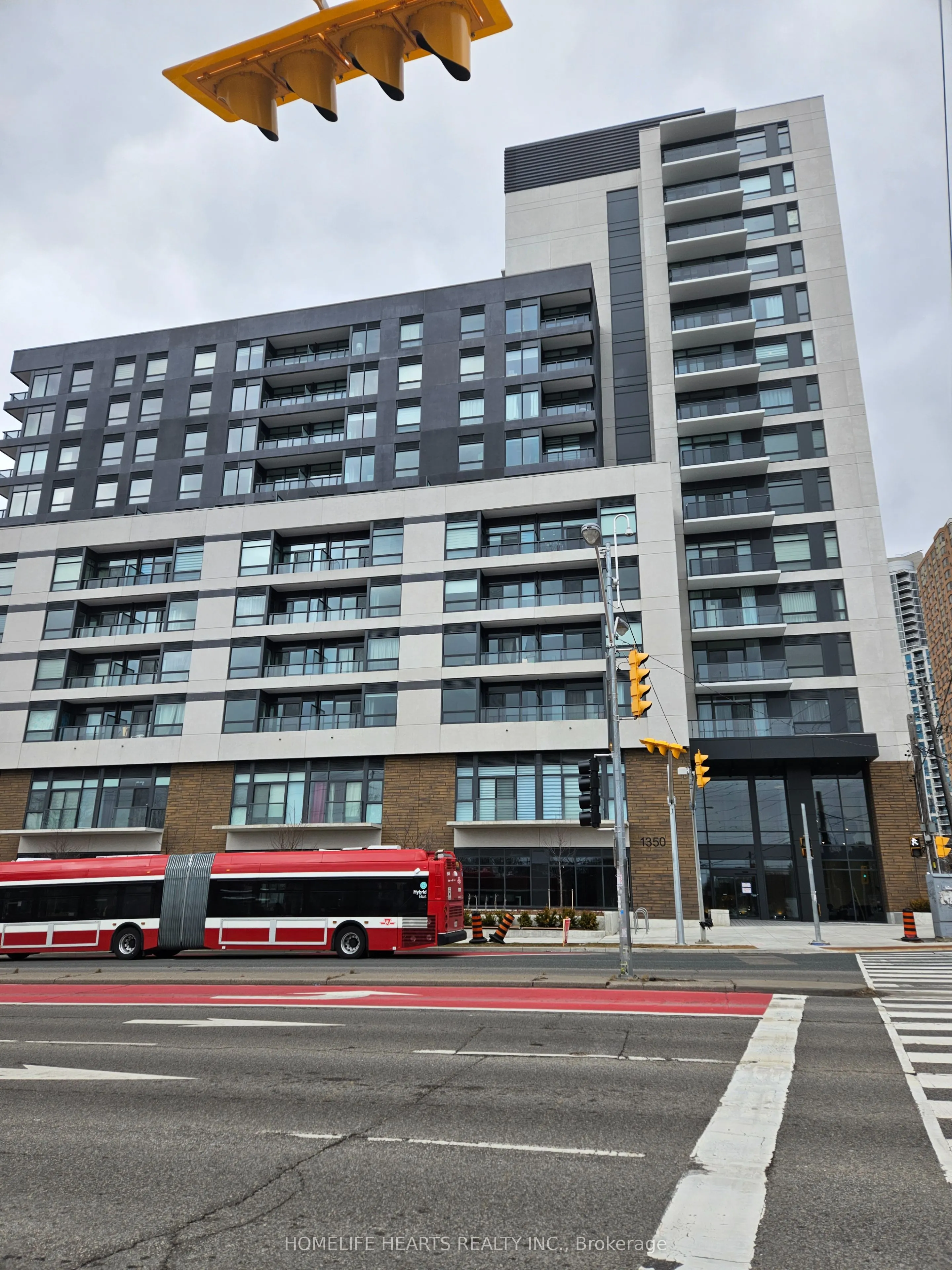 1350 Ellesmere Road, #507