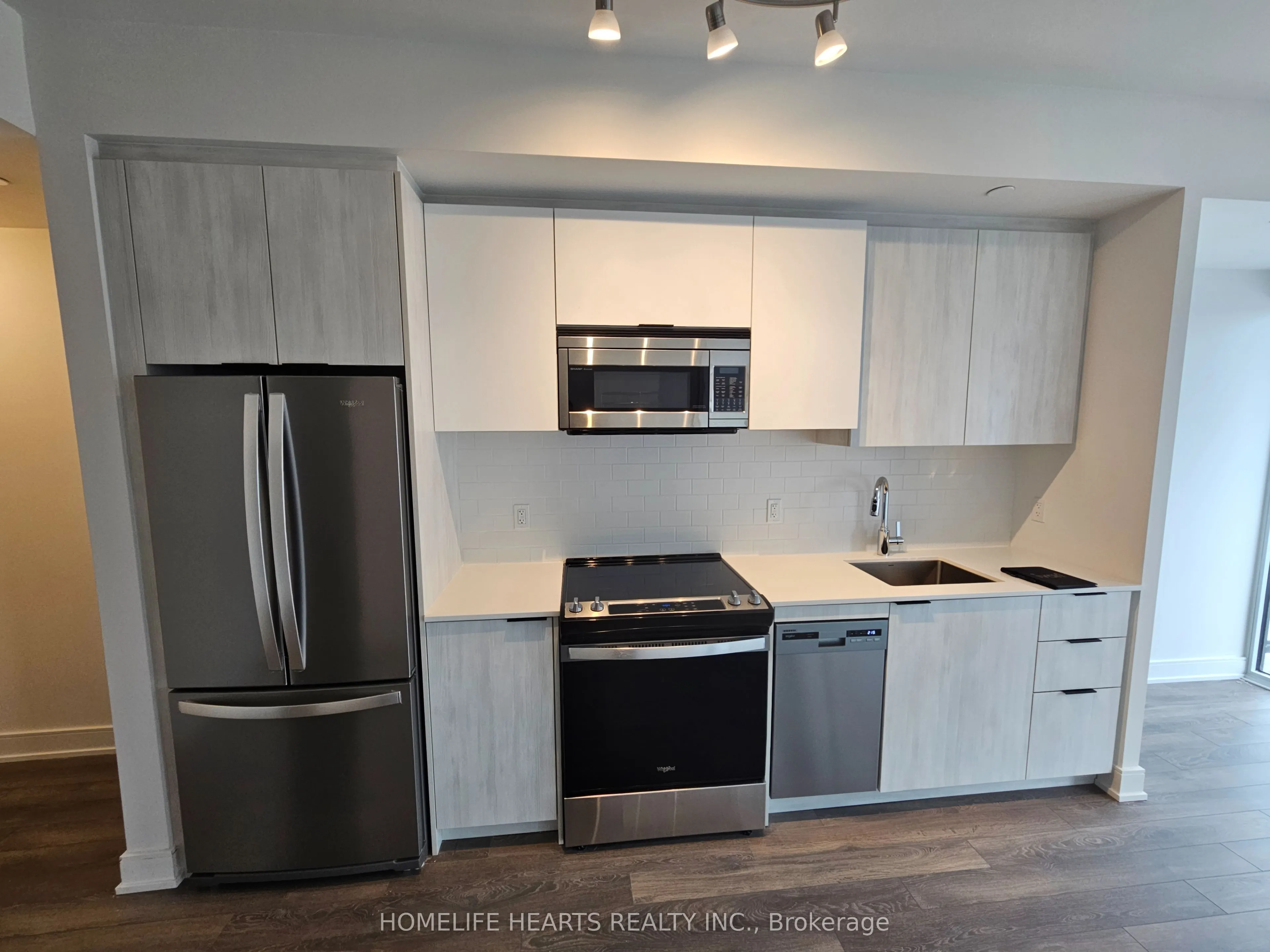 1350 Ellesmere Road, #507
