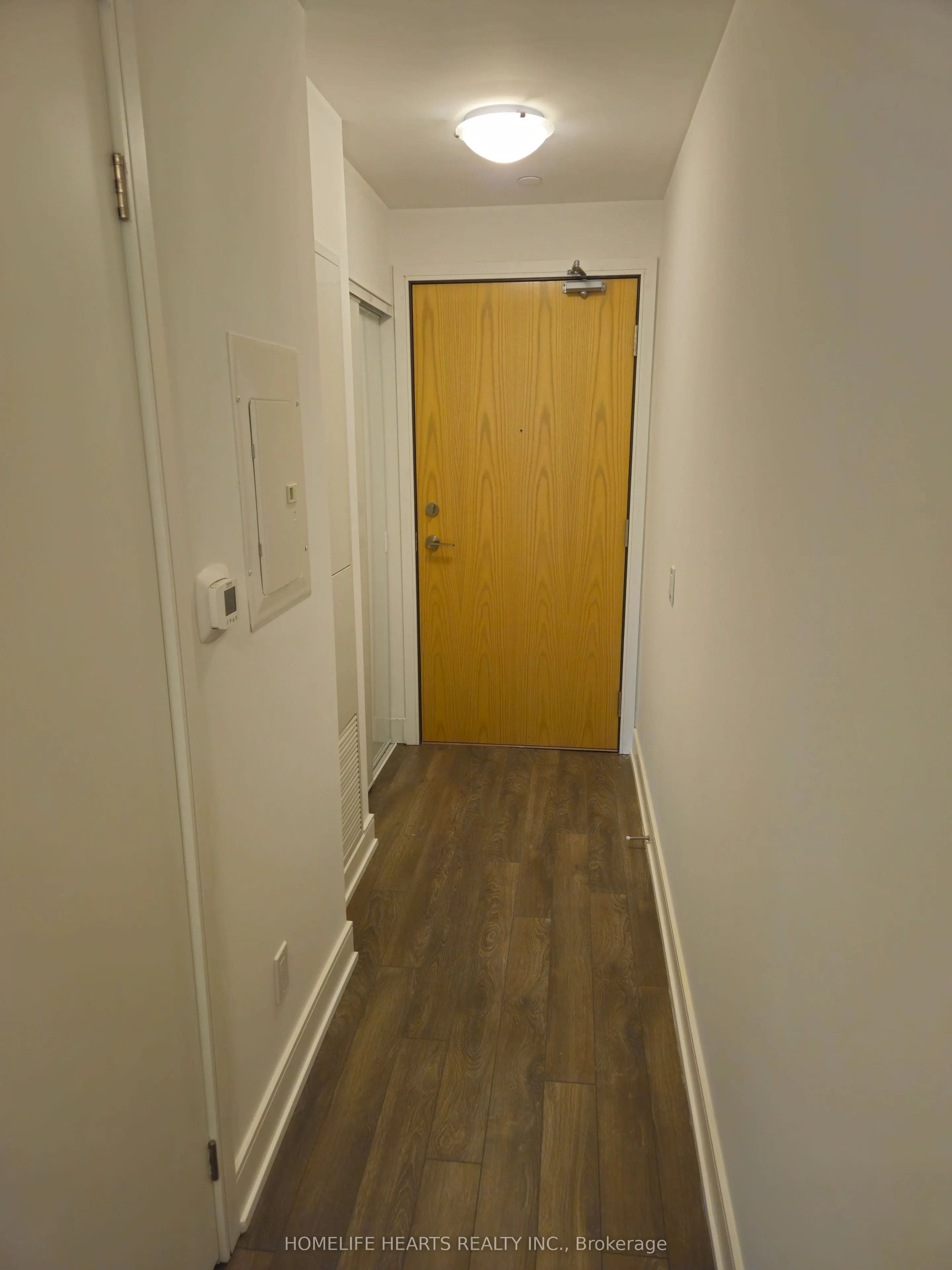 1350 Ellesmere Road, #507