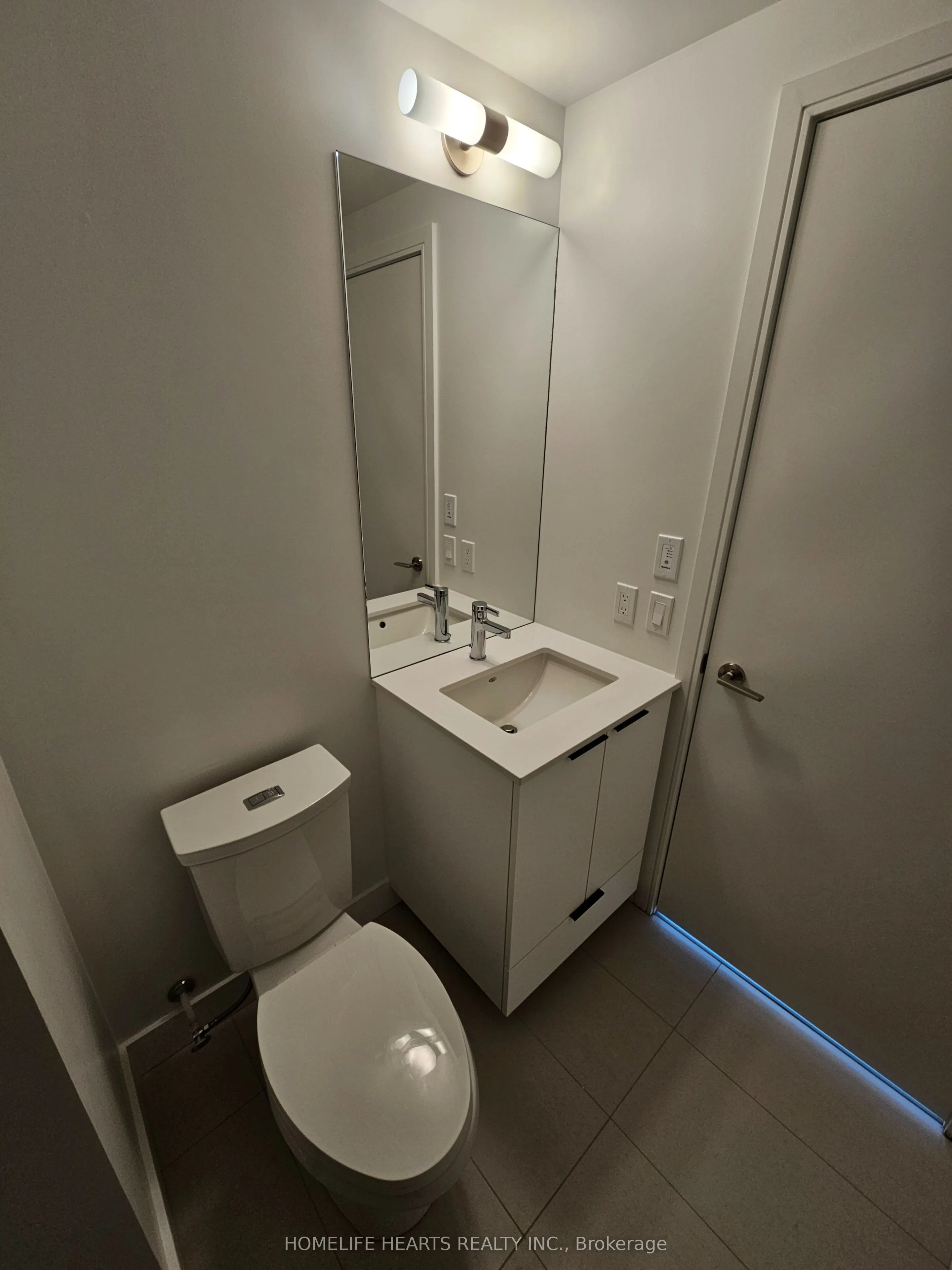 1350 Ellesmere Road, #507
