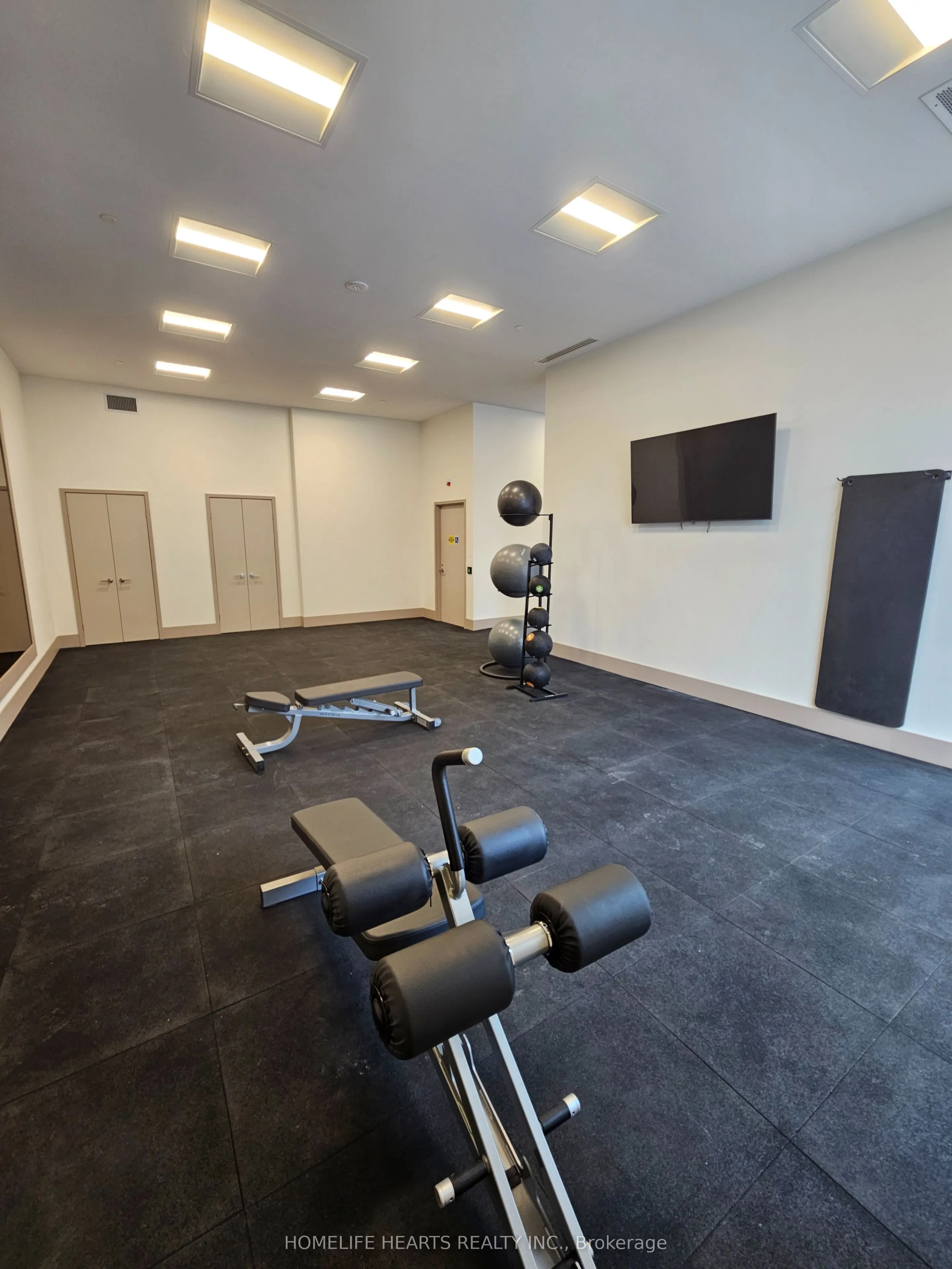 1350 Ellesmere Road, #507