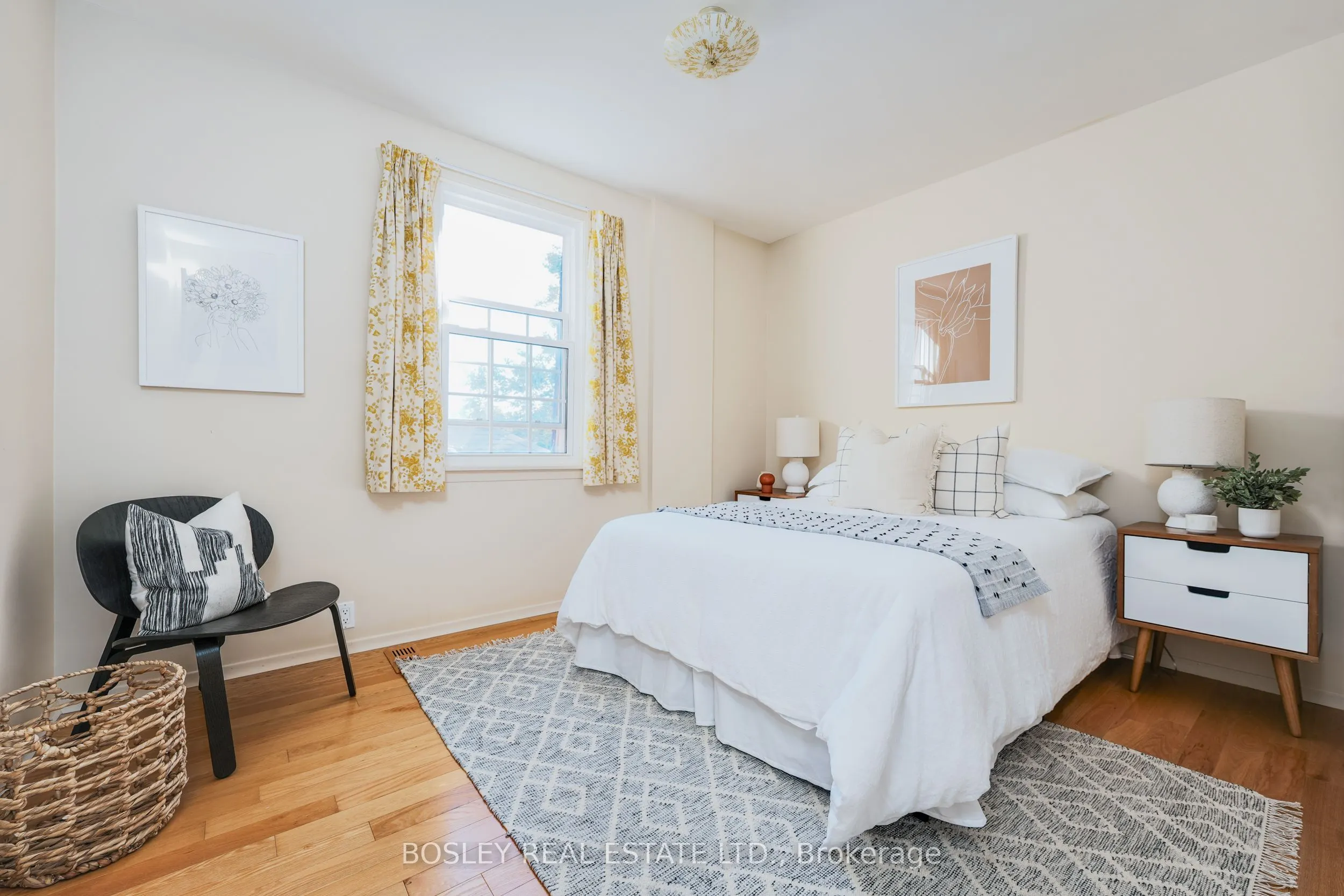 309 Warden Avenue