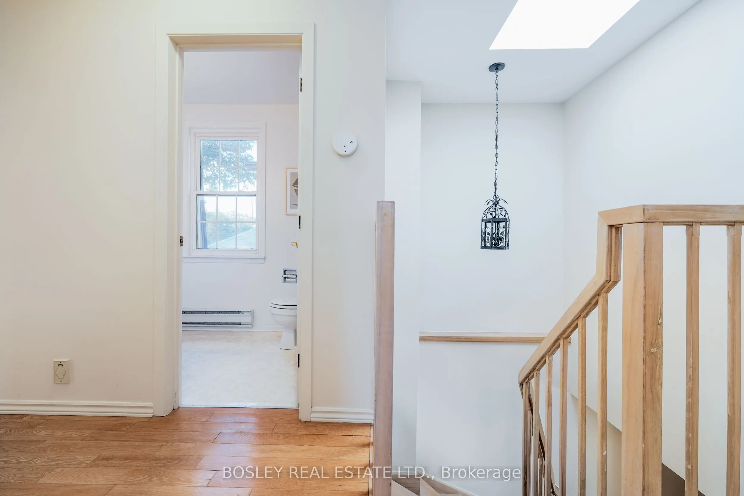 309 Warden Avenue