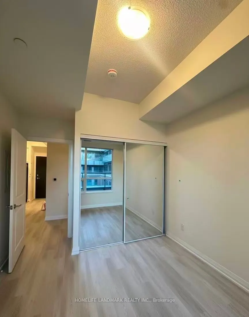 3260 Sheppard Avenue E, #904