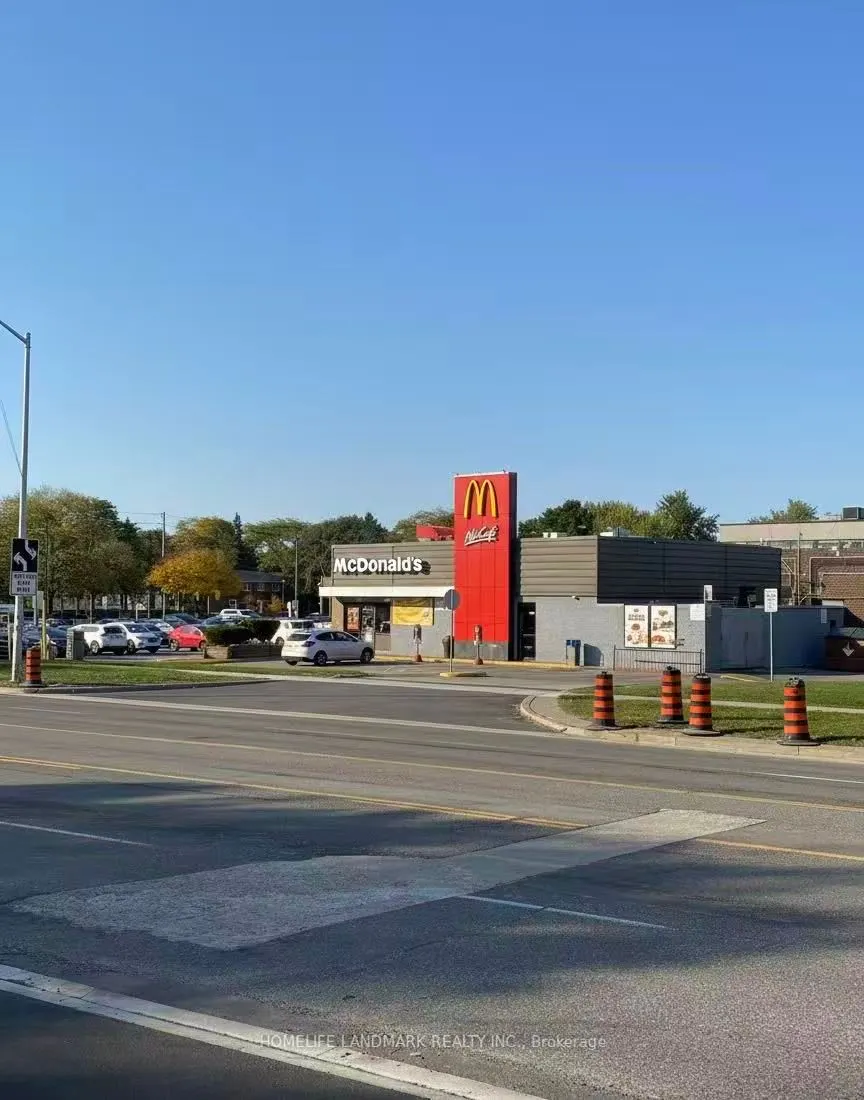 3260 Sheppard Avenue E, #904
