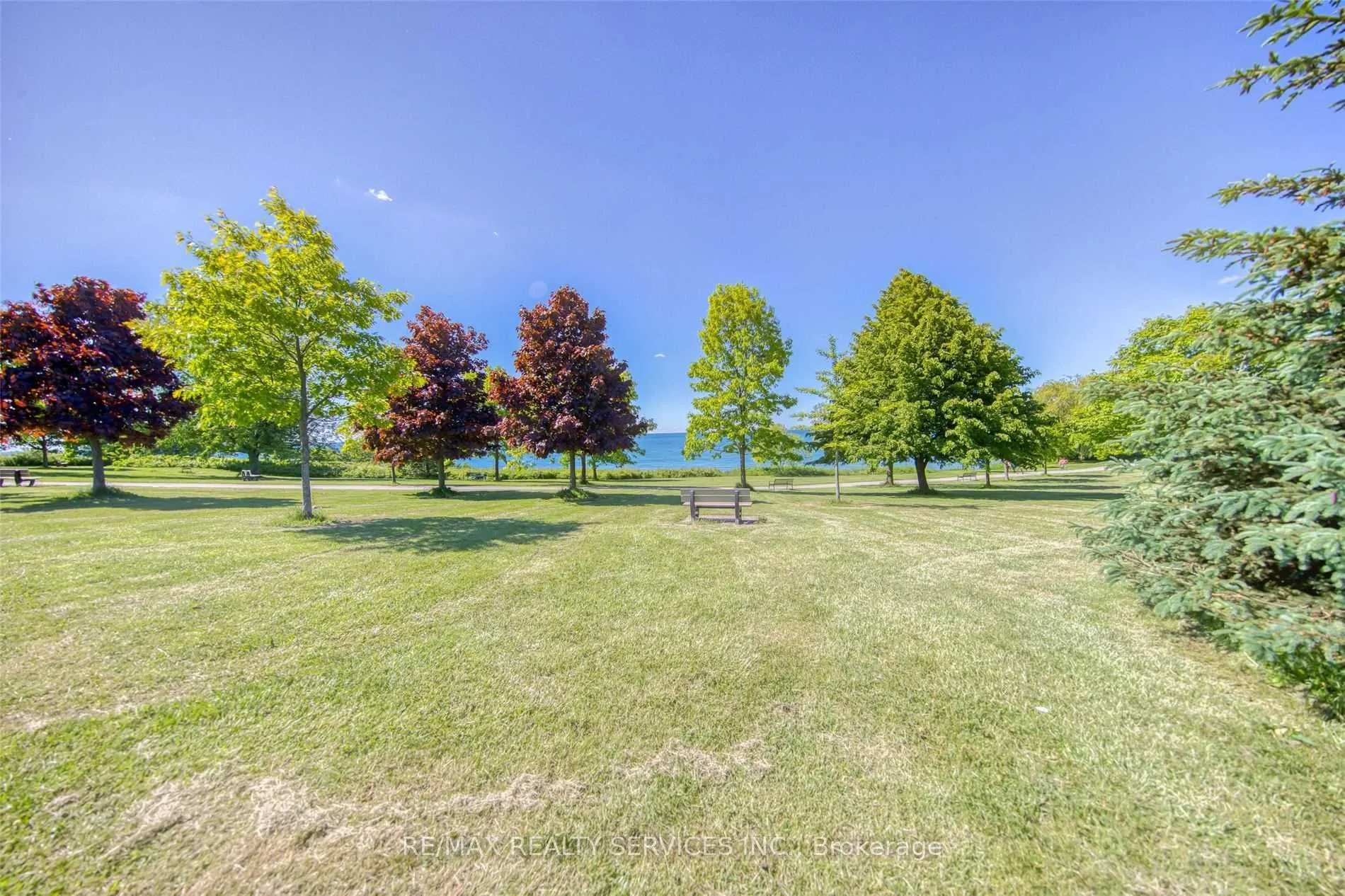 88 Clover Ridge Drive W