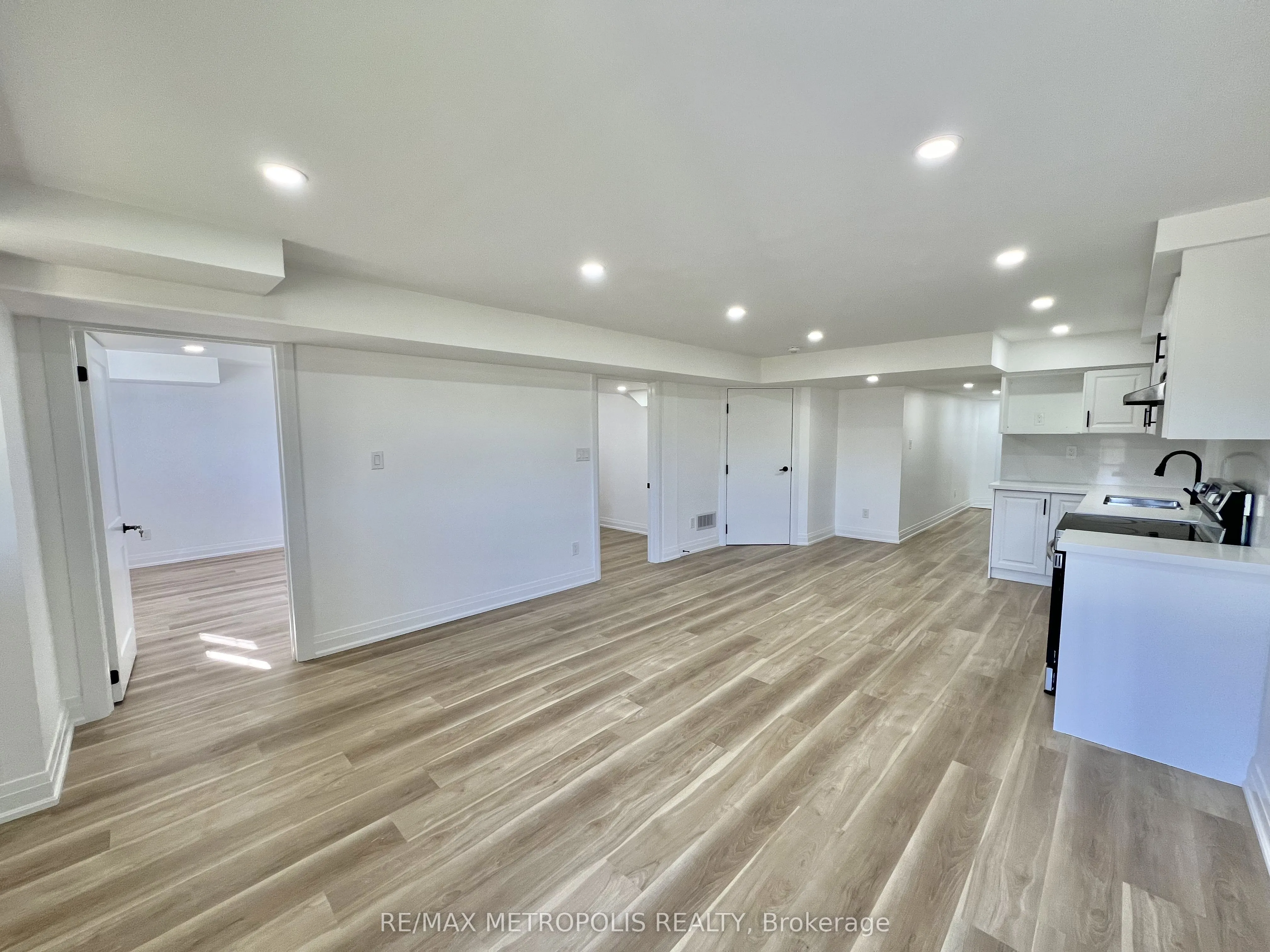 3271 Turnstone Boulevard, #Basement