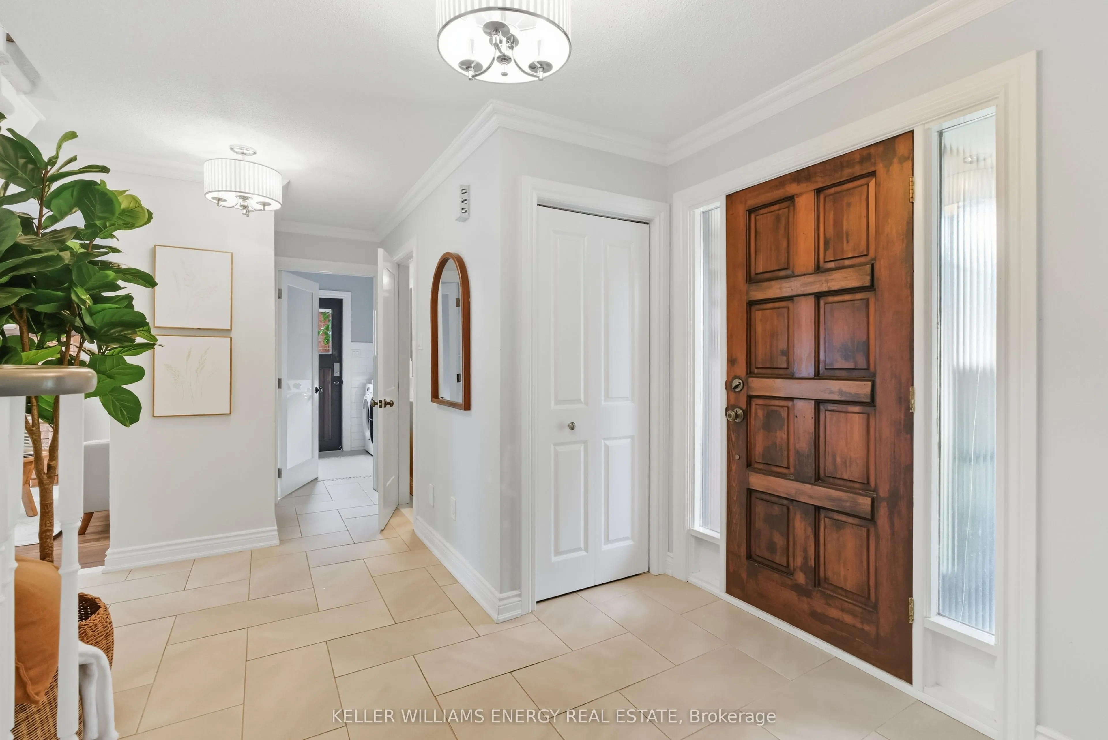 54 Canadian Oaks Drive
