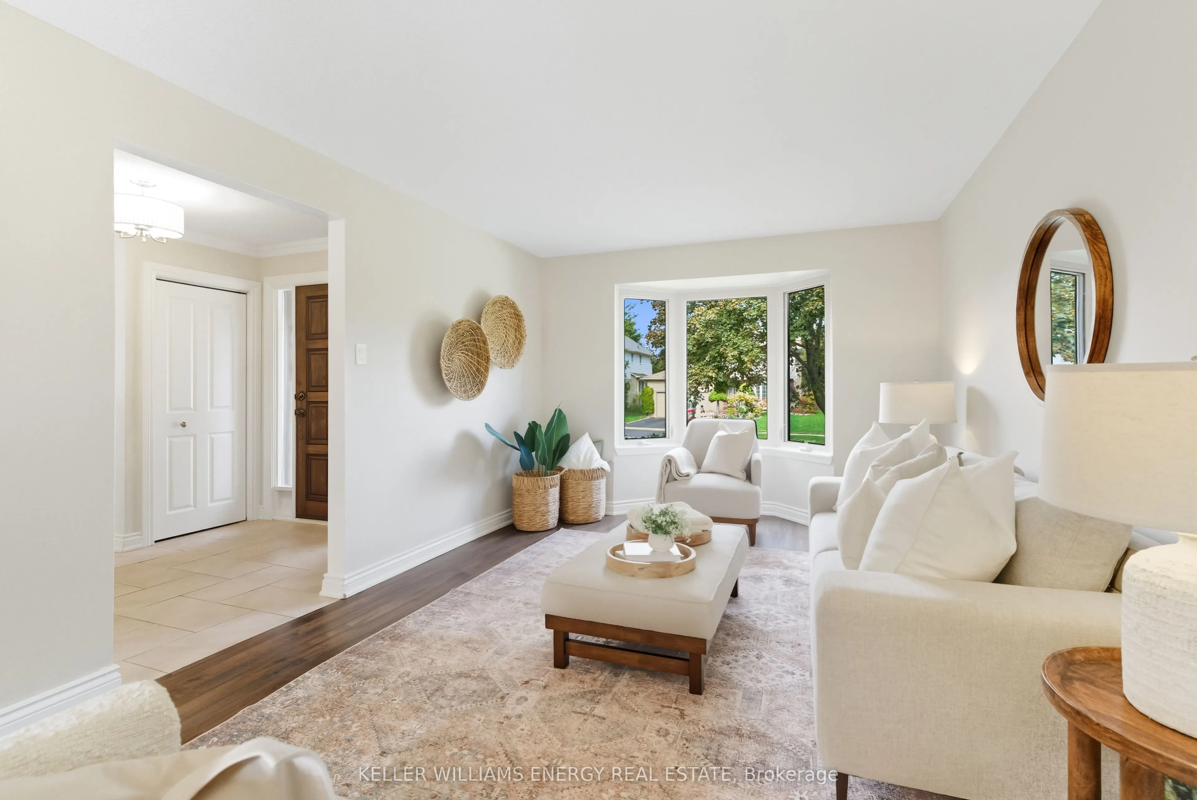 54 Canadian Oaks Drive