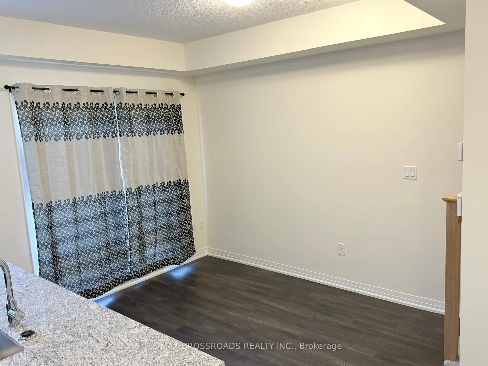 10 Liben Way, #24