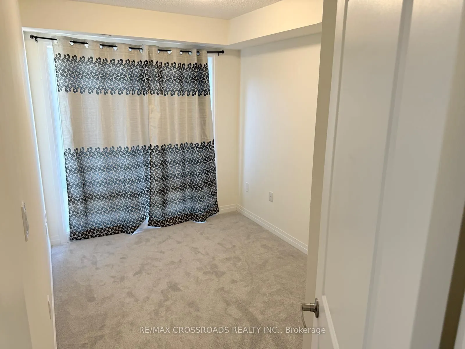 10 Liben Way, #24