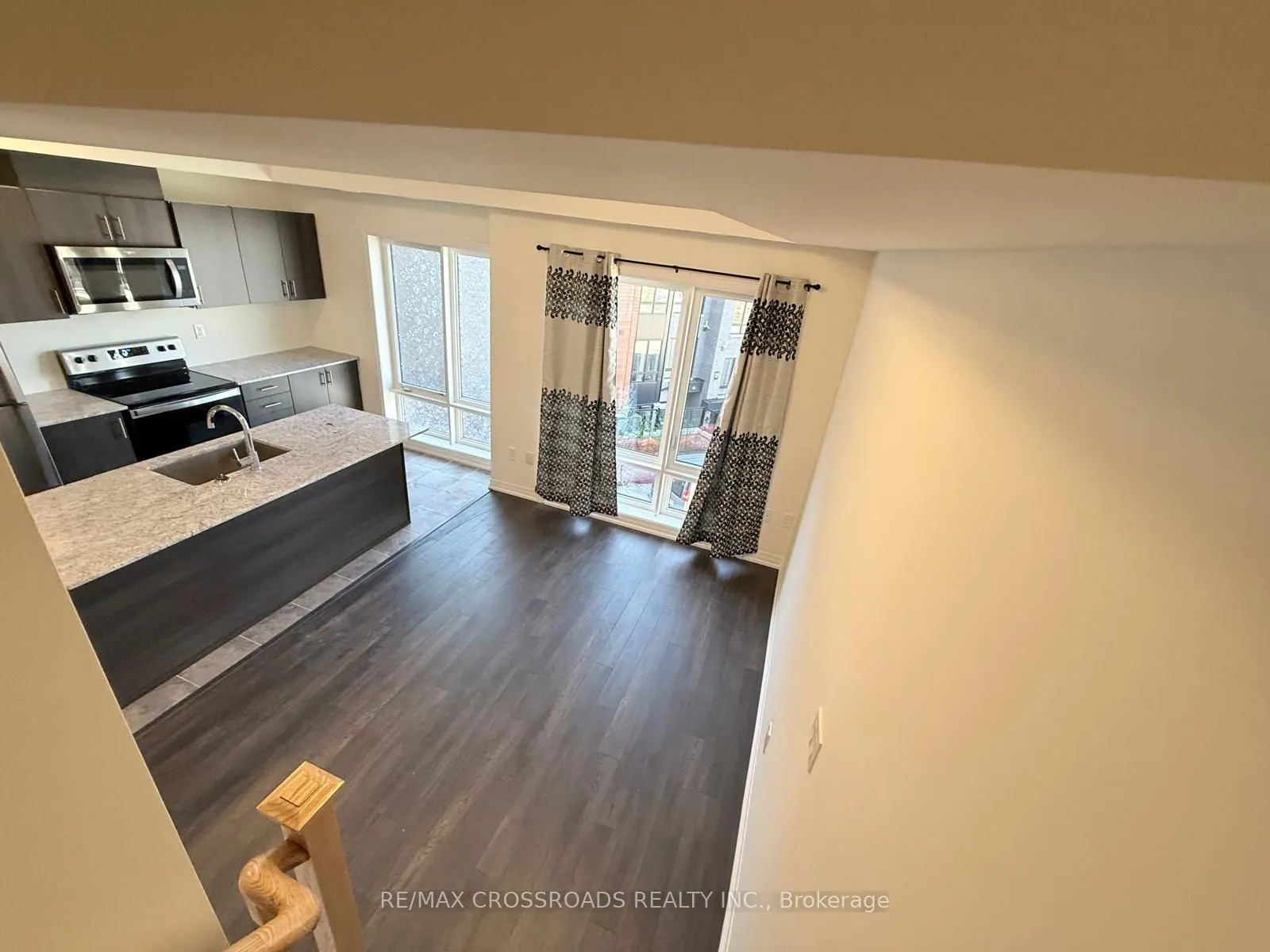 10 Liben Way, #24