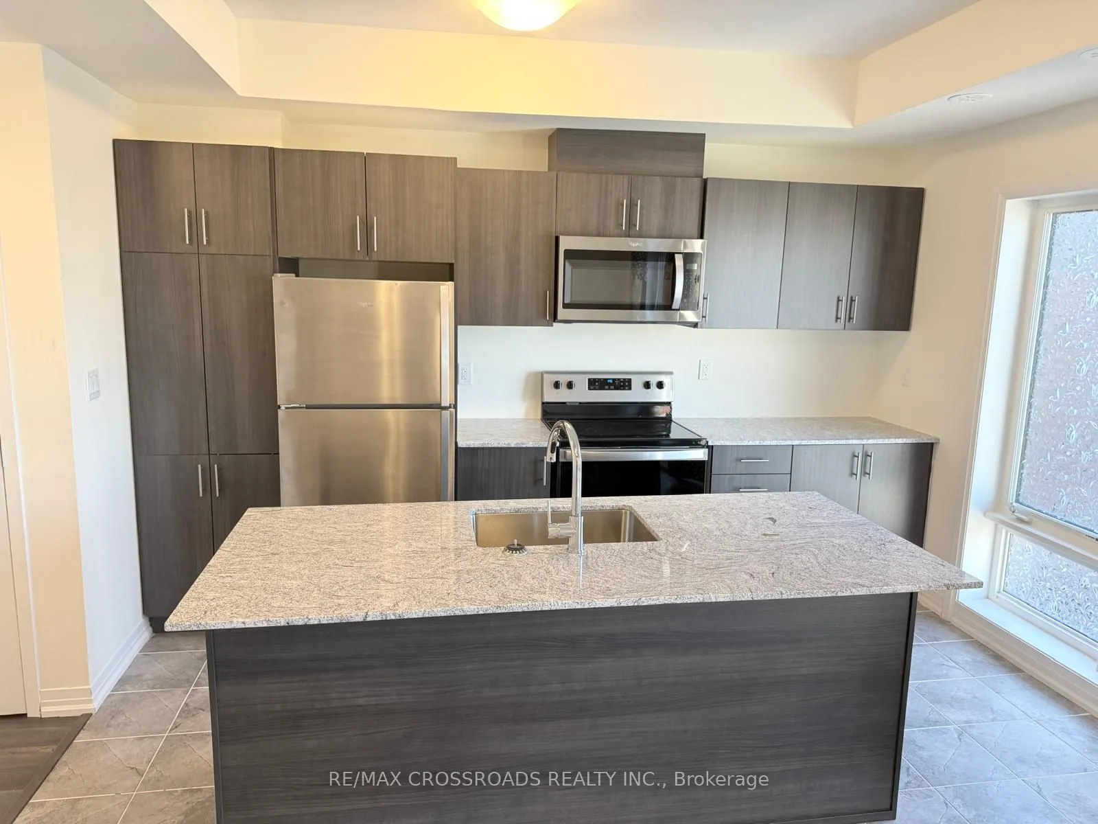 10 Liben Way, #24