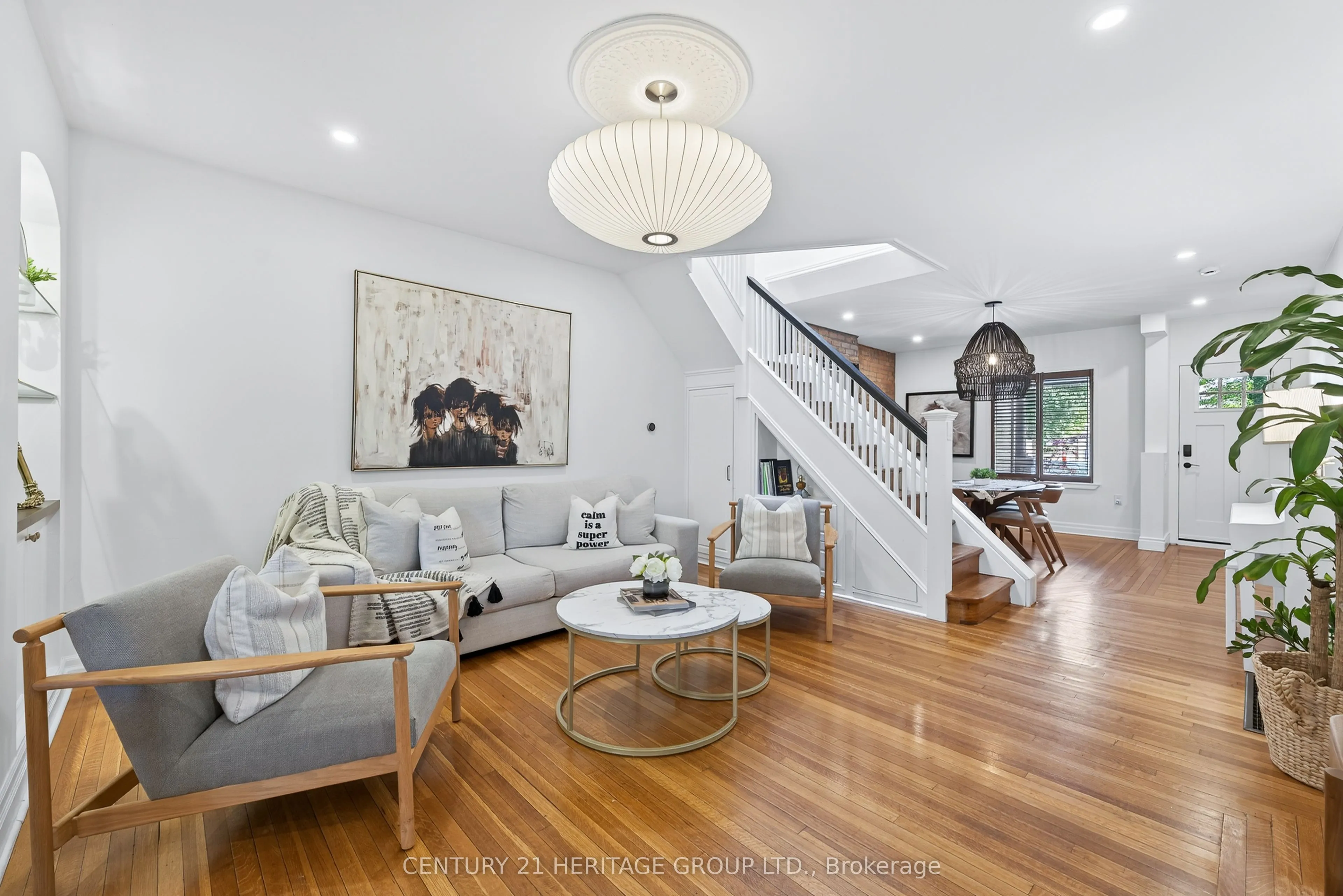 4 Orchard Park Boulevard