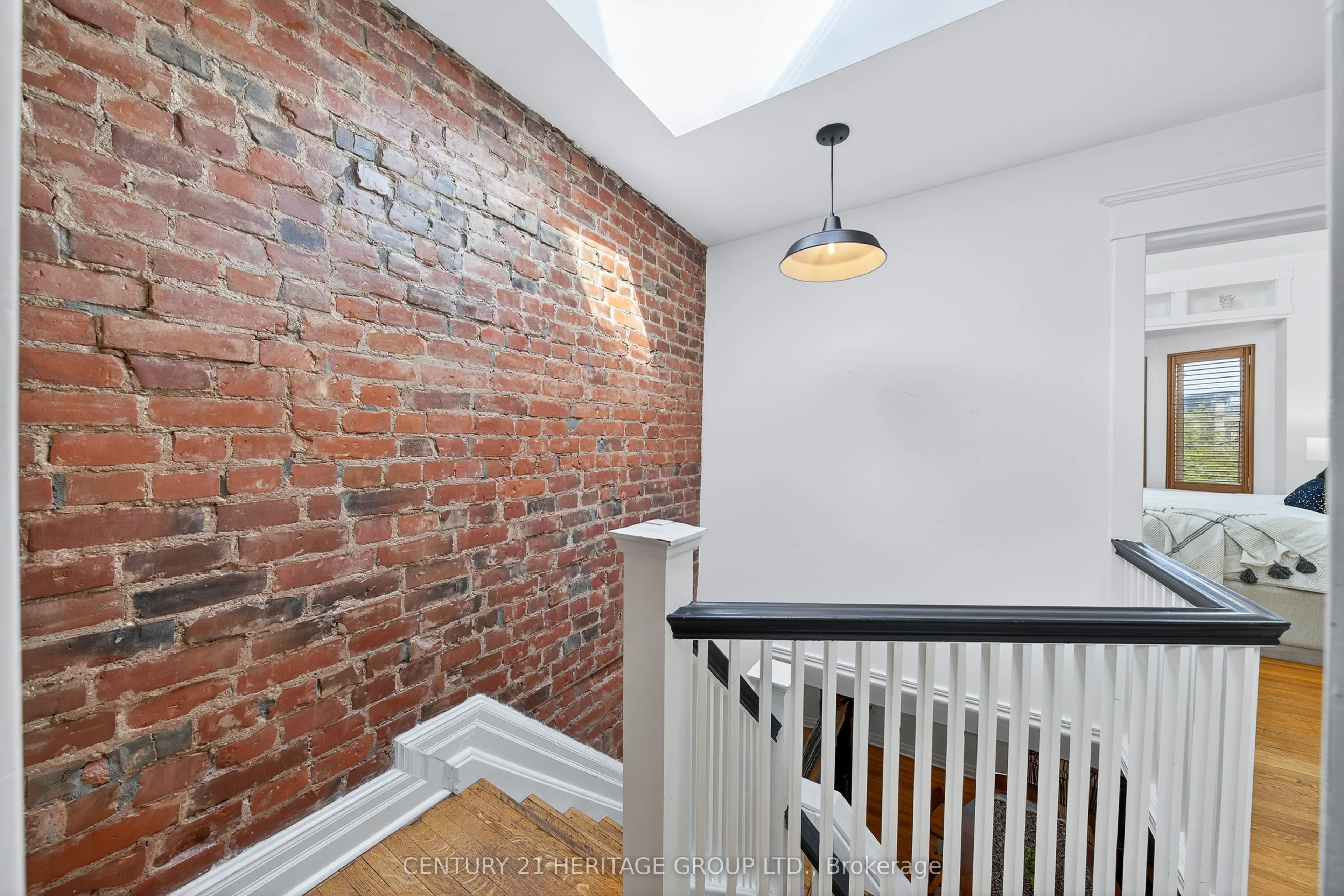4 Orchard Park Boulevard