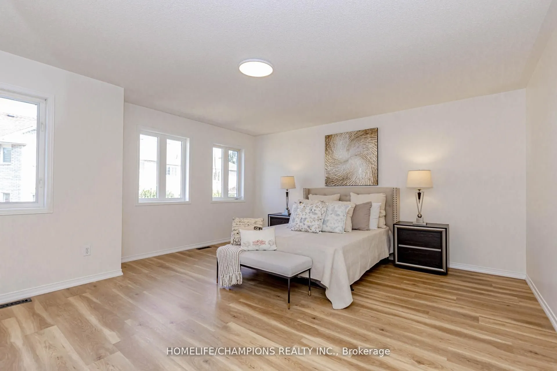 27 Tasker Crescent