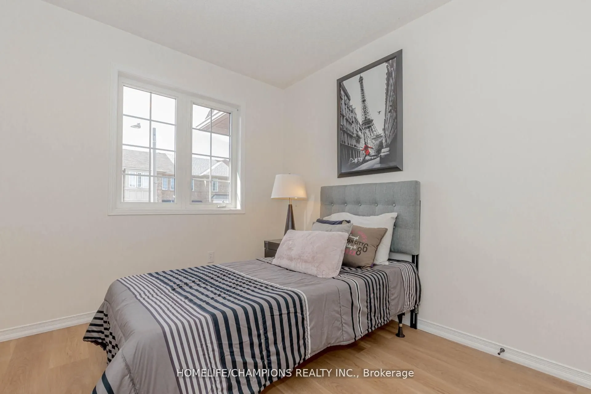 27 Tasker Crescent