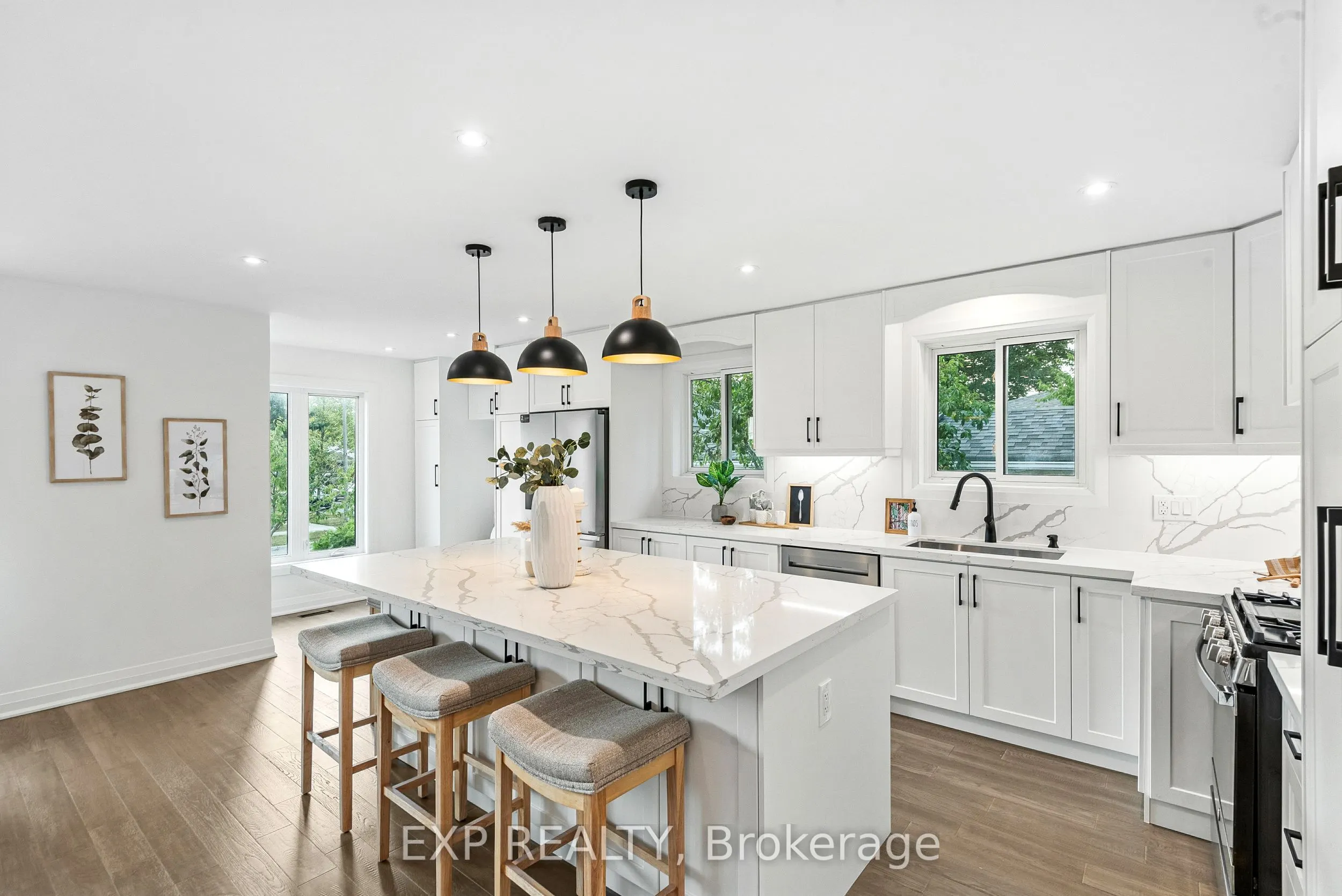 5 Midcroft Drive