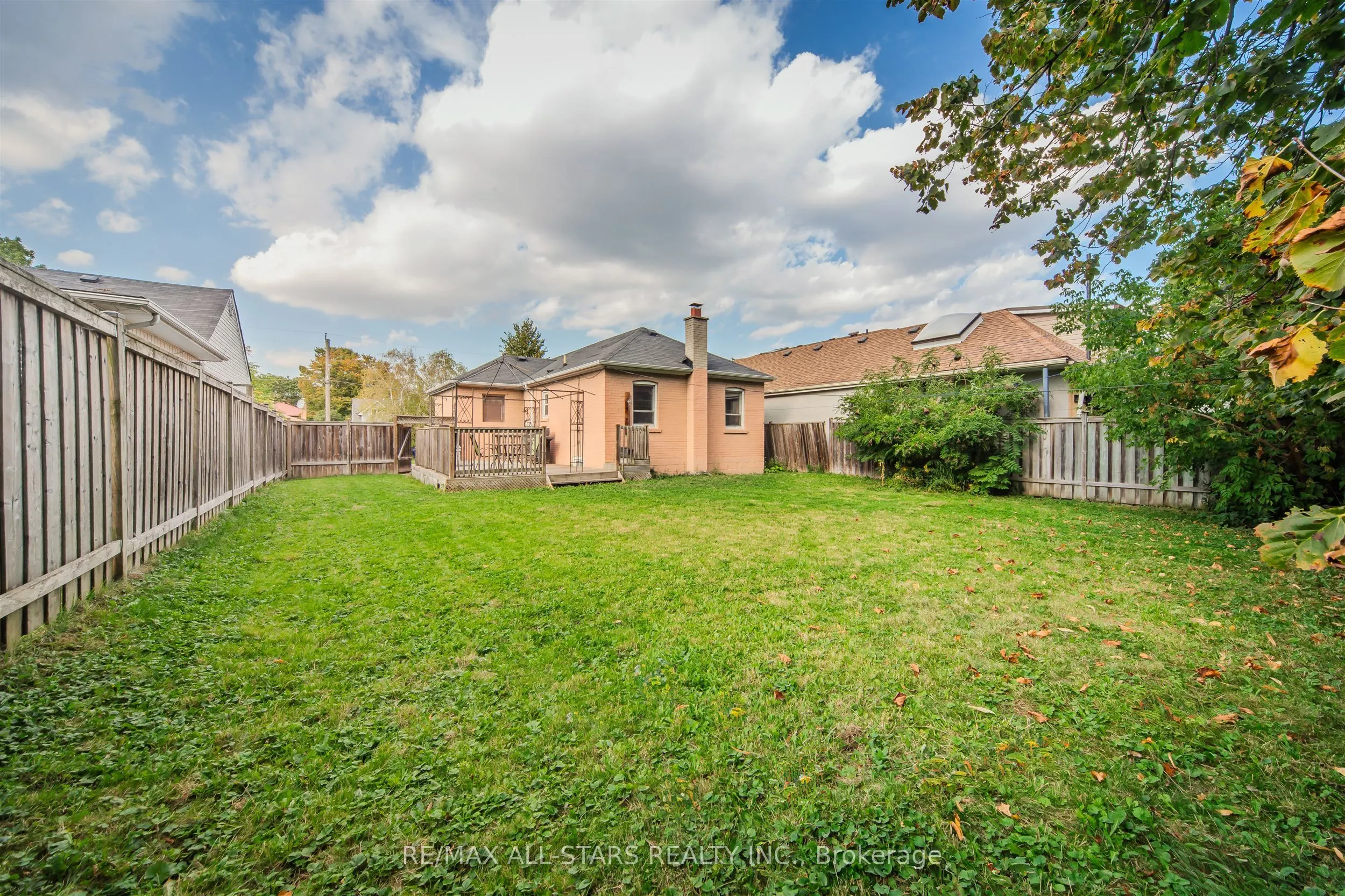 27 Martindale Road