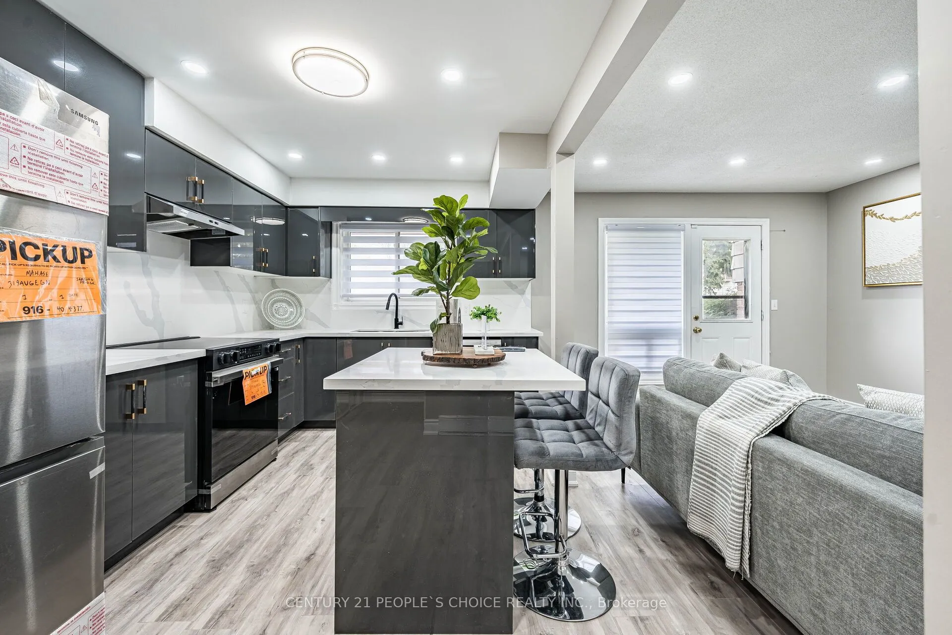 506 Normandy Street, #25