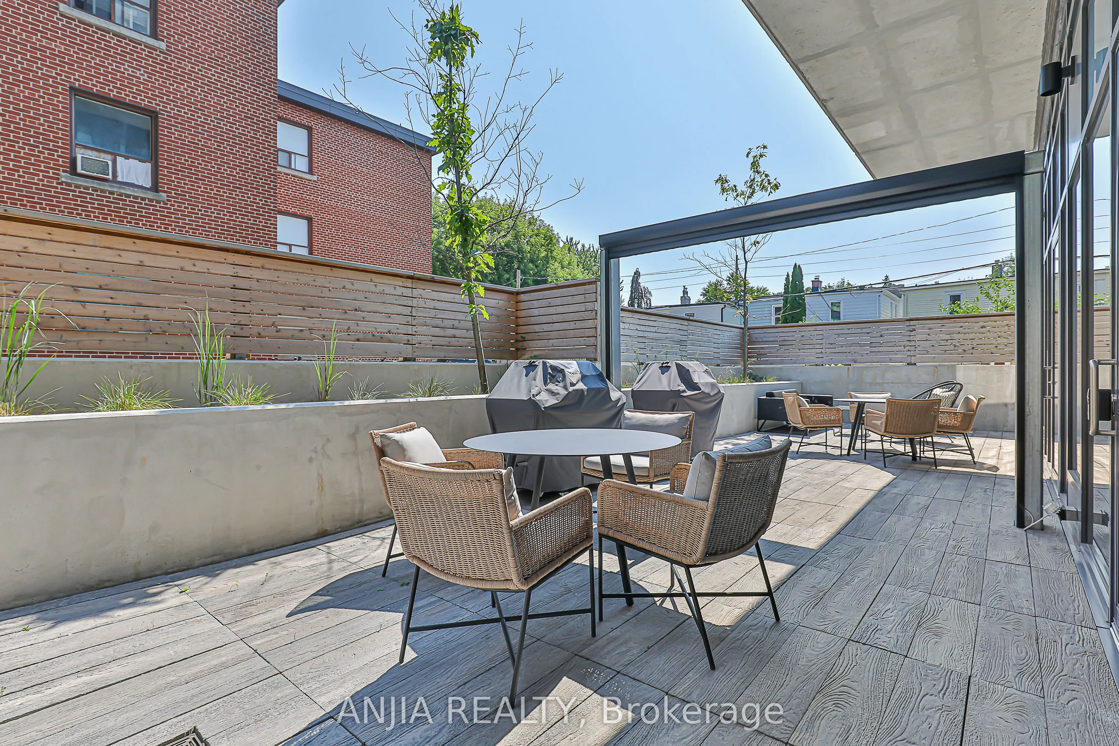 2369 Danforth Avenue, #207