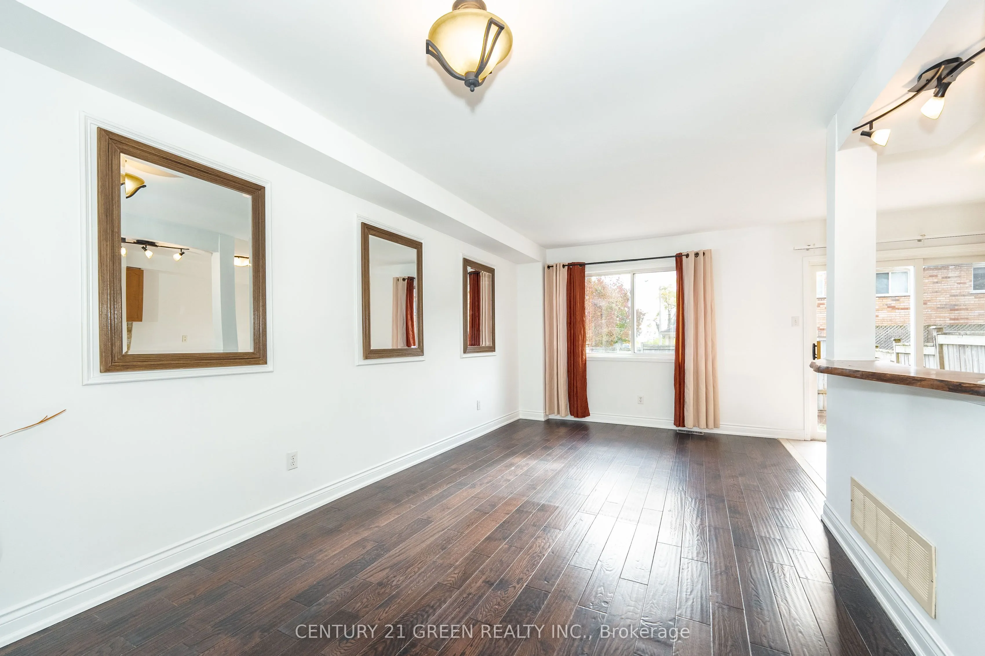 63 Frank Faubert Drive