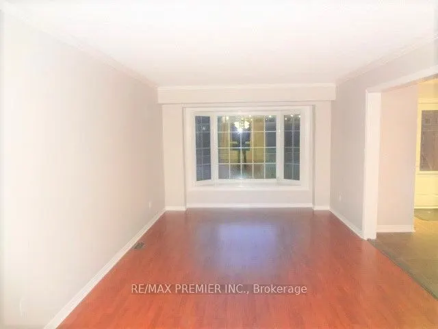 49 Bassett Boulevard, #Main