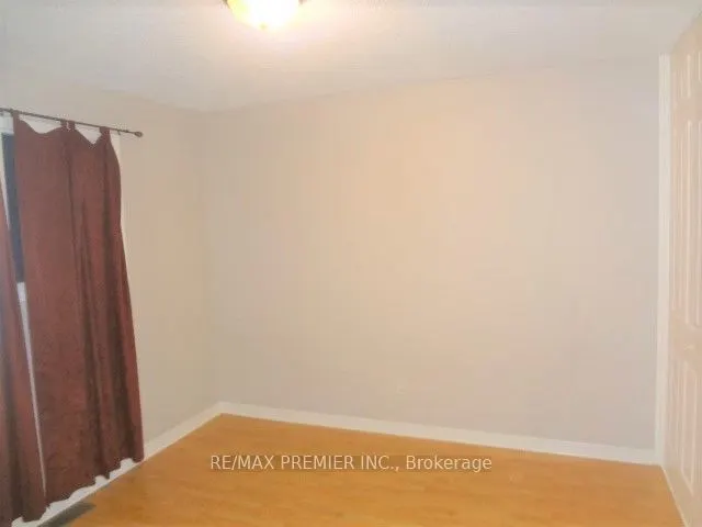 49 Bassett Boulevard, #Main