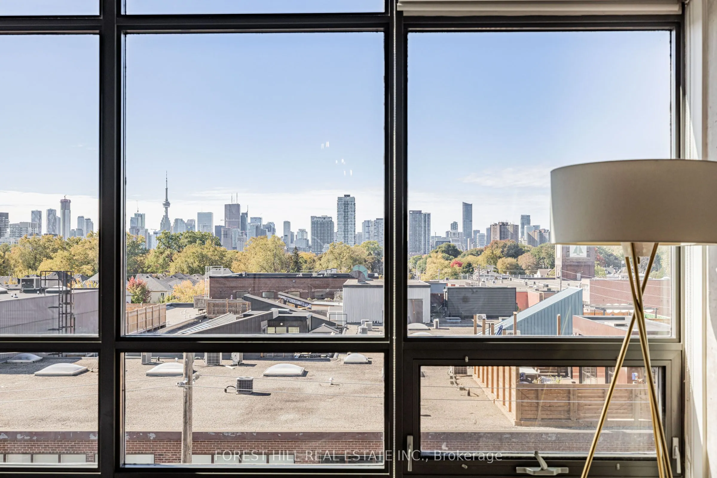 319 Carlaw Avenue, #607