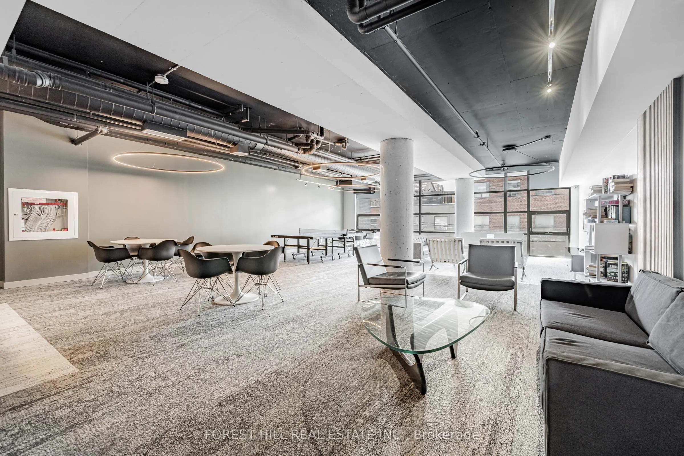 319 Carlaw Avenue, #607