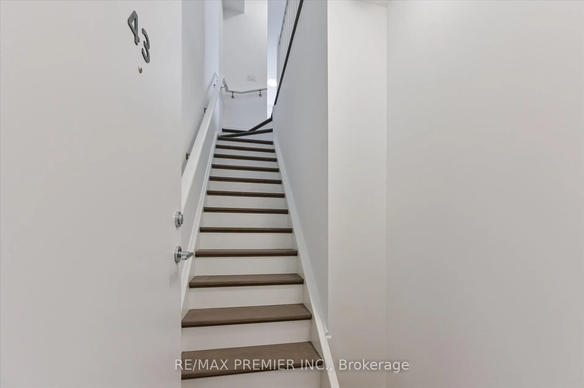 35 Birchcliff Avenue, #43