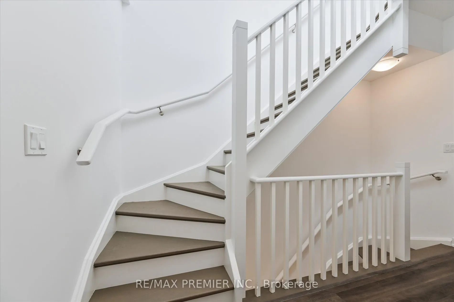 35 Birchcliff Avenue, #43