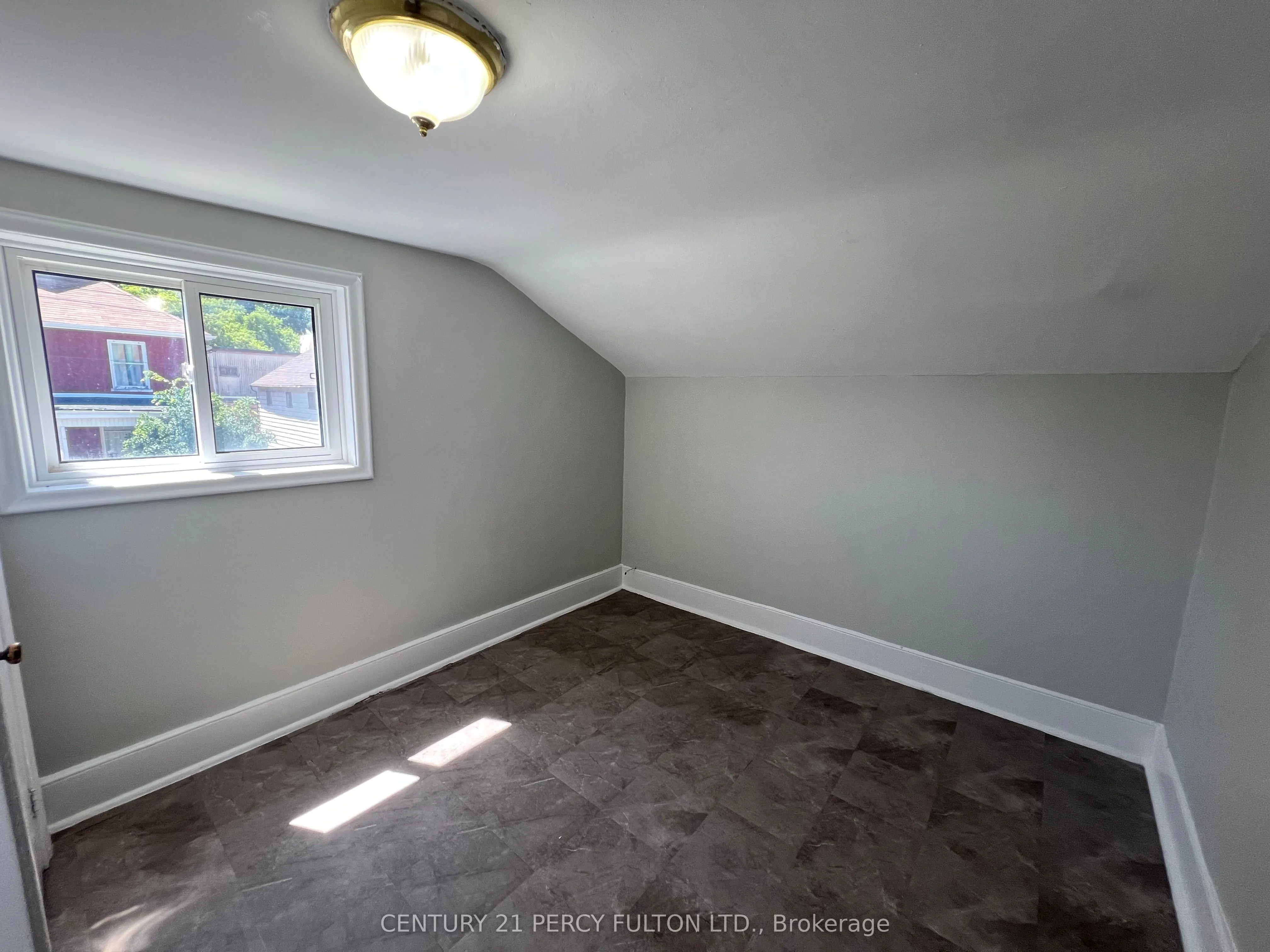 169 Mary Street N, #2