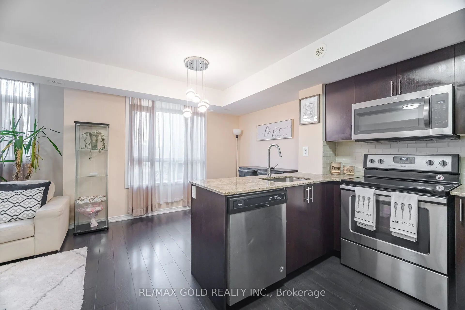 80 Orchid Place, #317