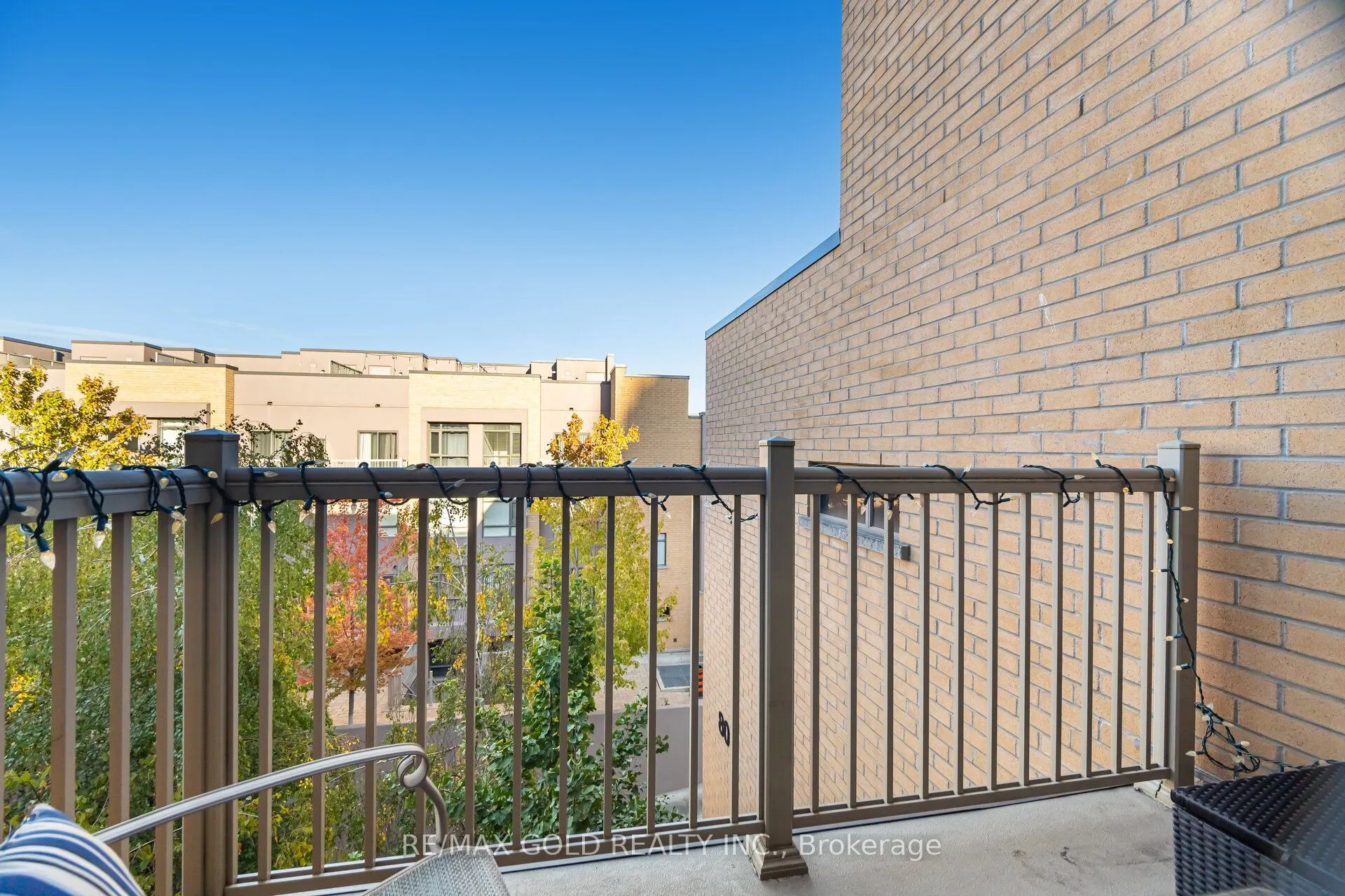 80 Orchid Place, #317