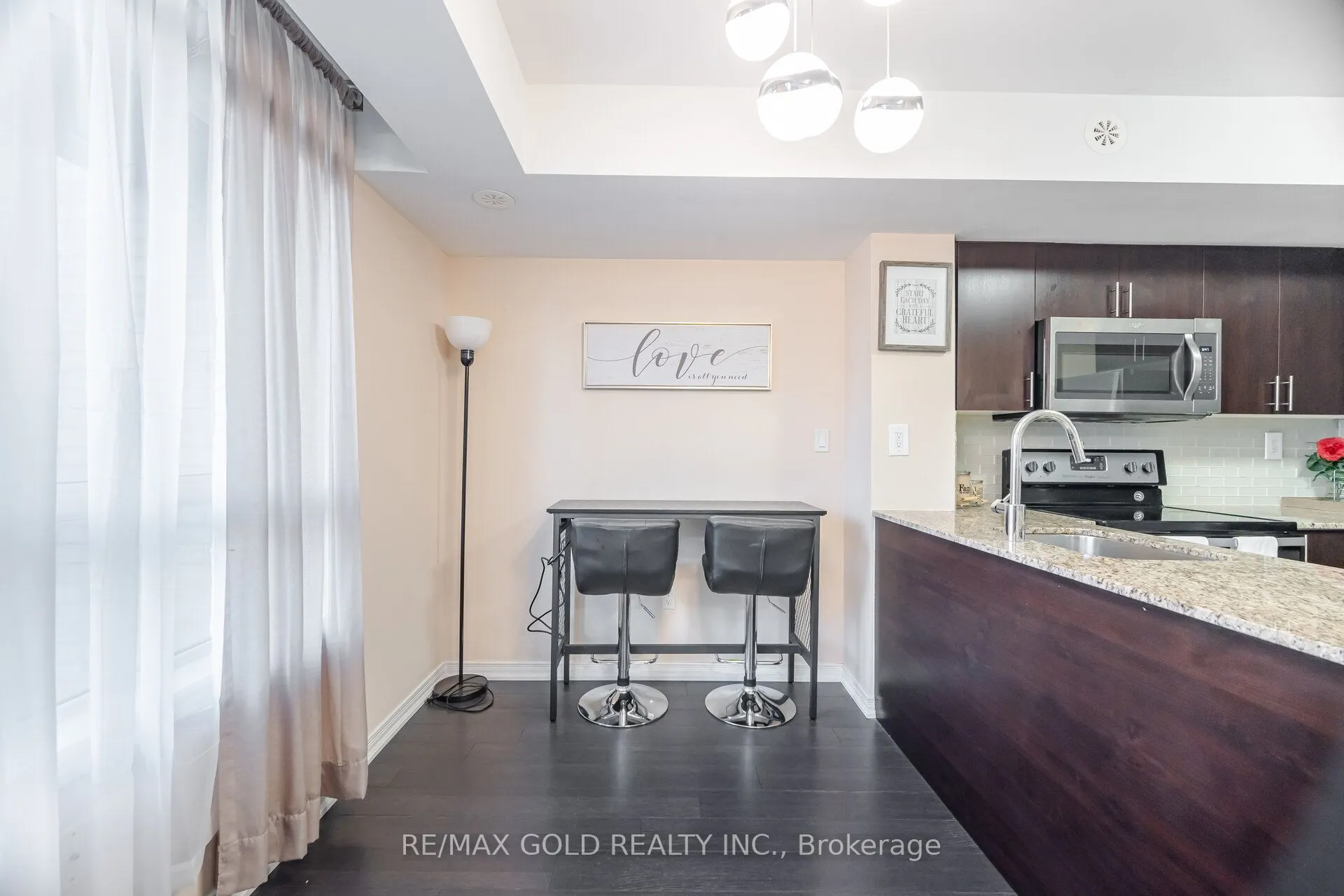80 Orchid Place, #317